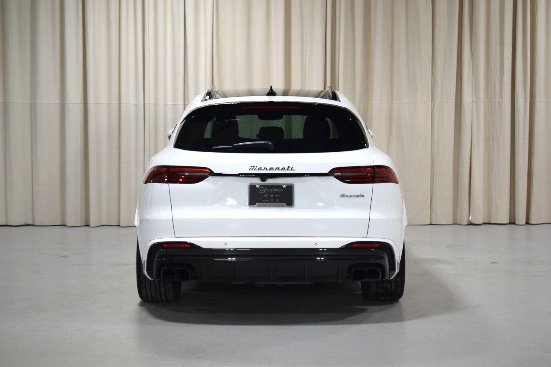 mph011_2220840190_c262a4bac49b73d368cbf3542474deb8x_546d4ec7a5