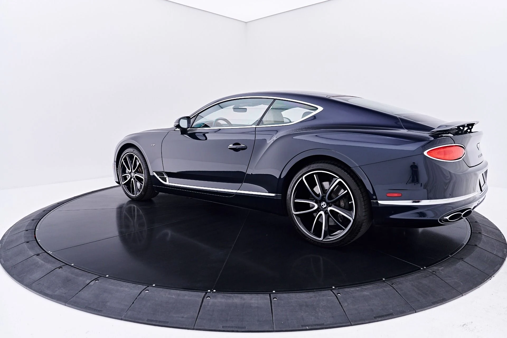 mph011_2223686304_Used_2020_Bentley_Continental_GT_V8_1784051972_b9c9c0004c