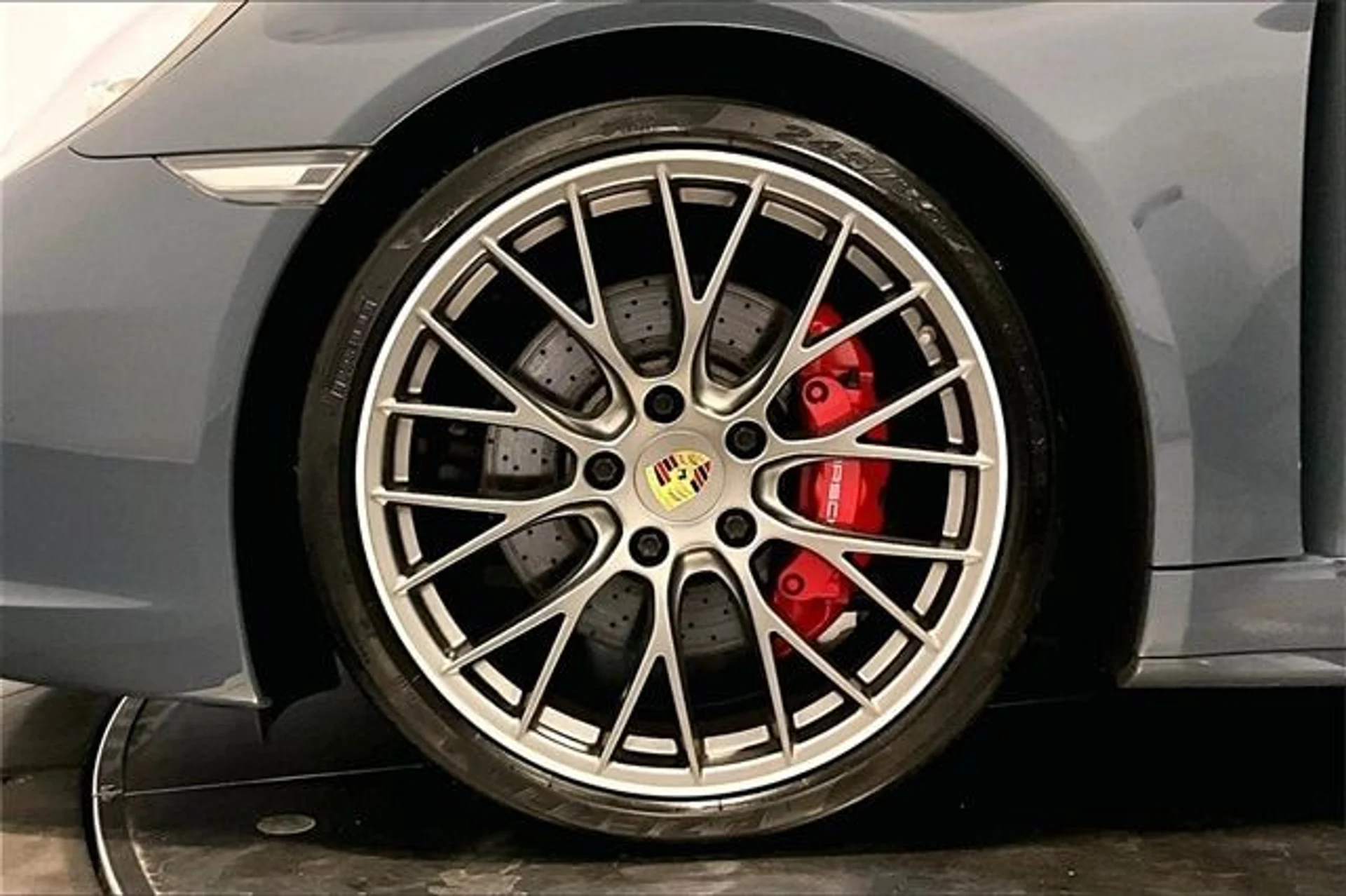 mph011_2224961460_f97e32da51eb2f6a88b896dd0782dd91x_d1f89b1f5a