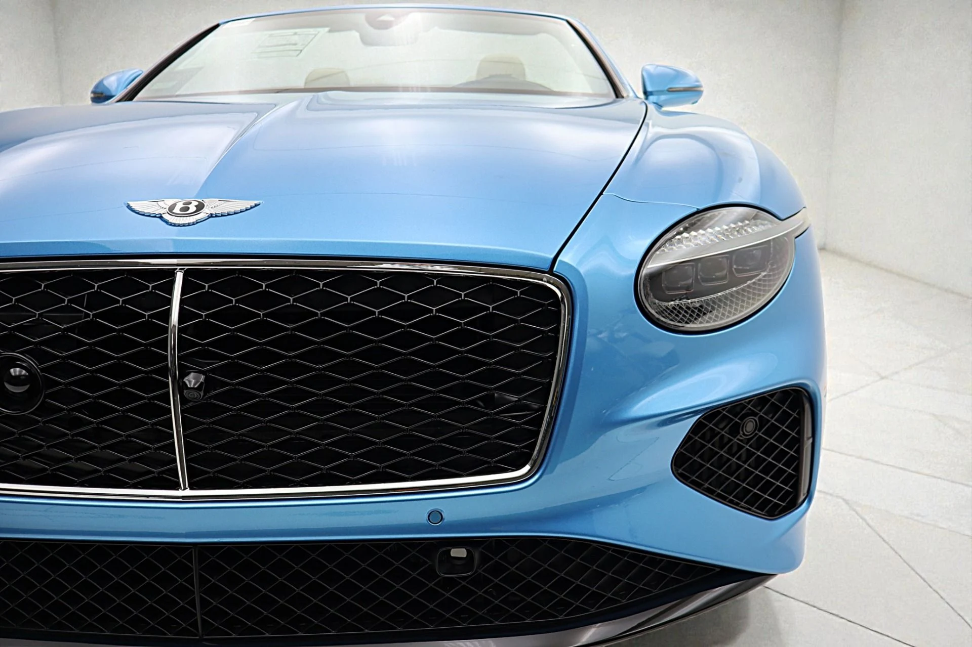 mph011_2236061450_New_2026_Bentley_Continental_GTC_c72bc9ea66