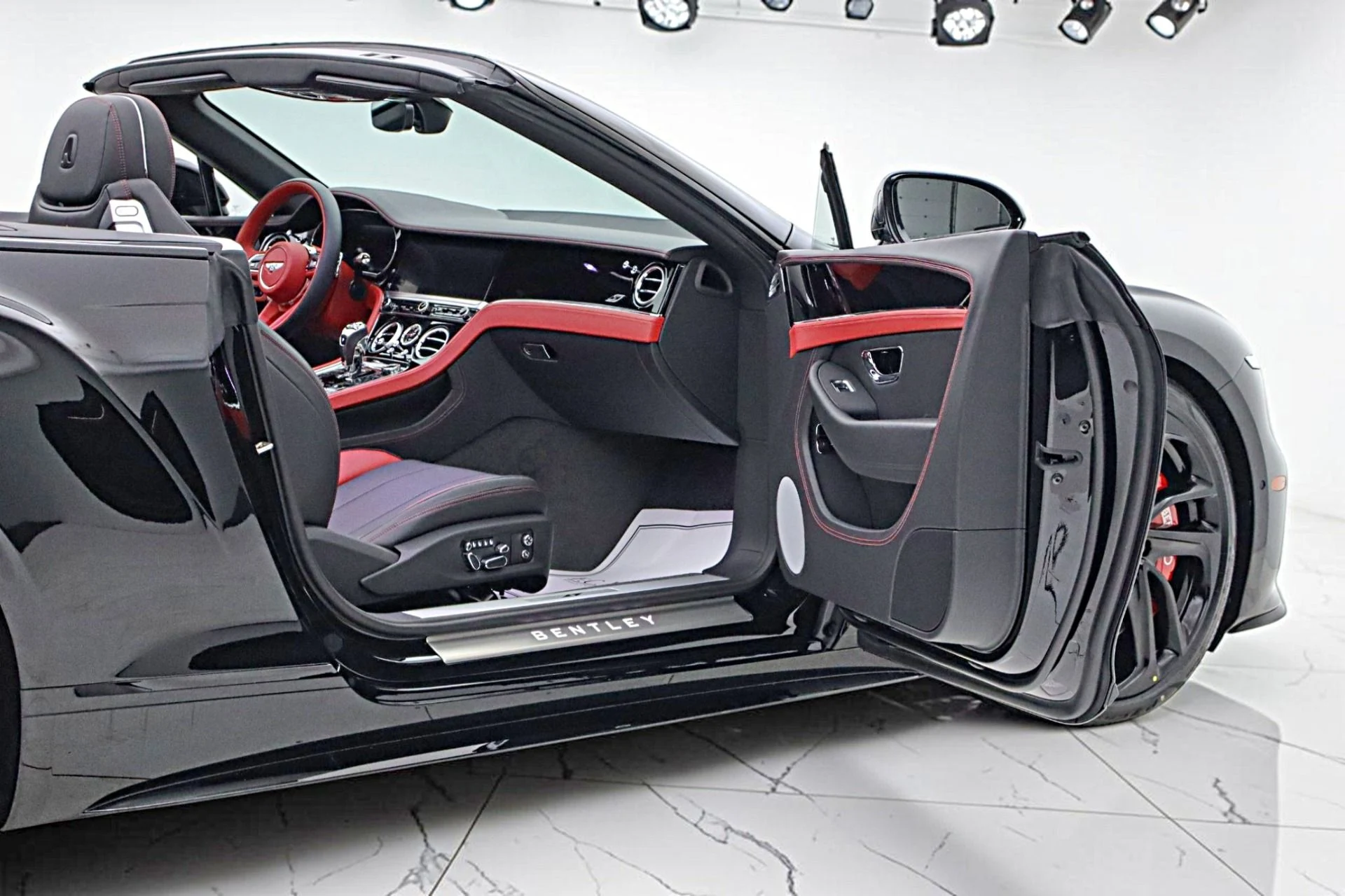 mph011_2239747255_New_2026_Bentley_Continental_3d41a57173
