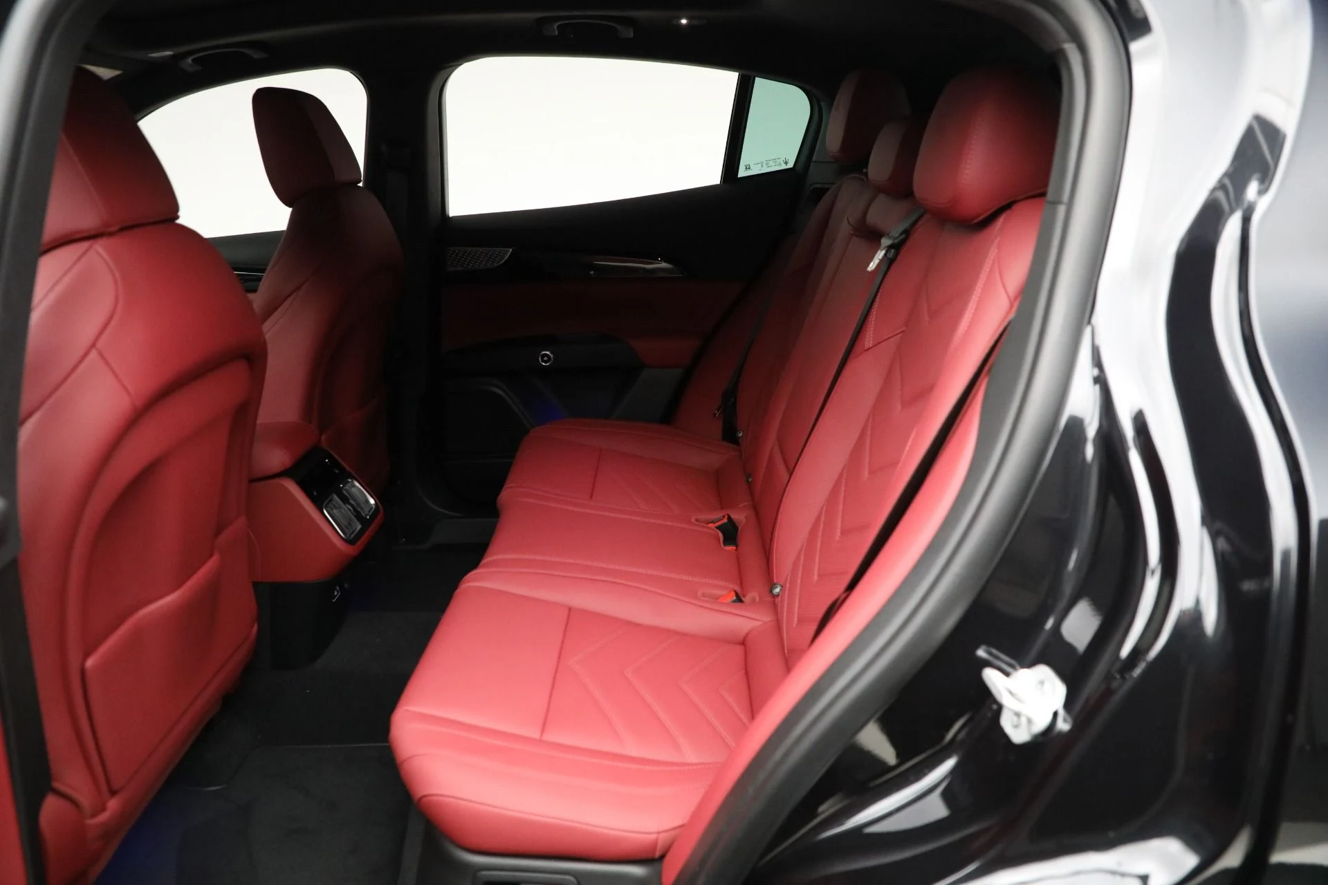 mph011_2239783100_New_2025_Maserati_Grecale_Modena_62b74d3924