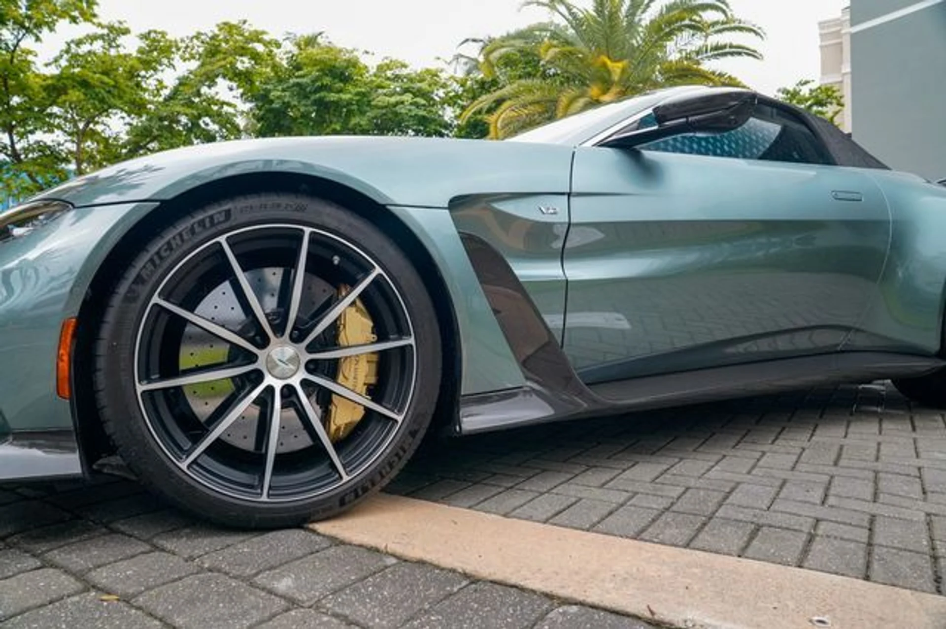 mph011_2240805669_22938048_12_b2133af2bb