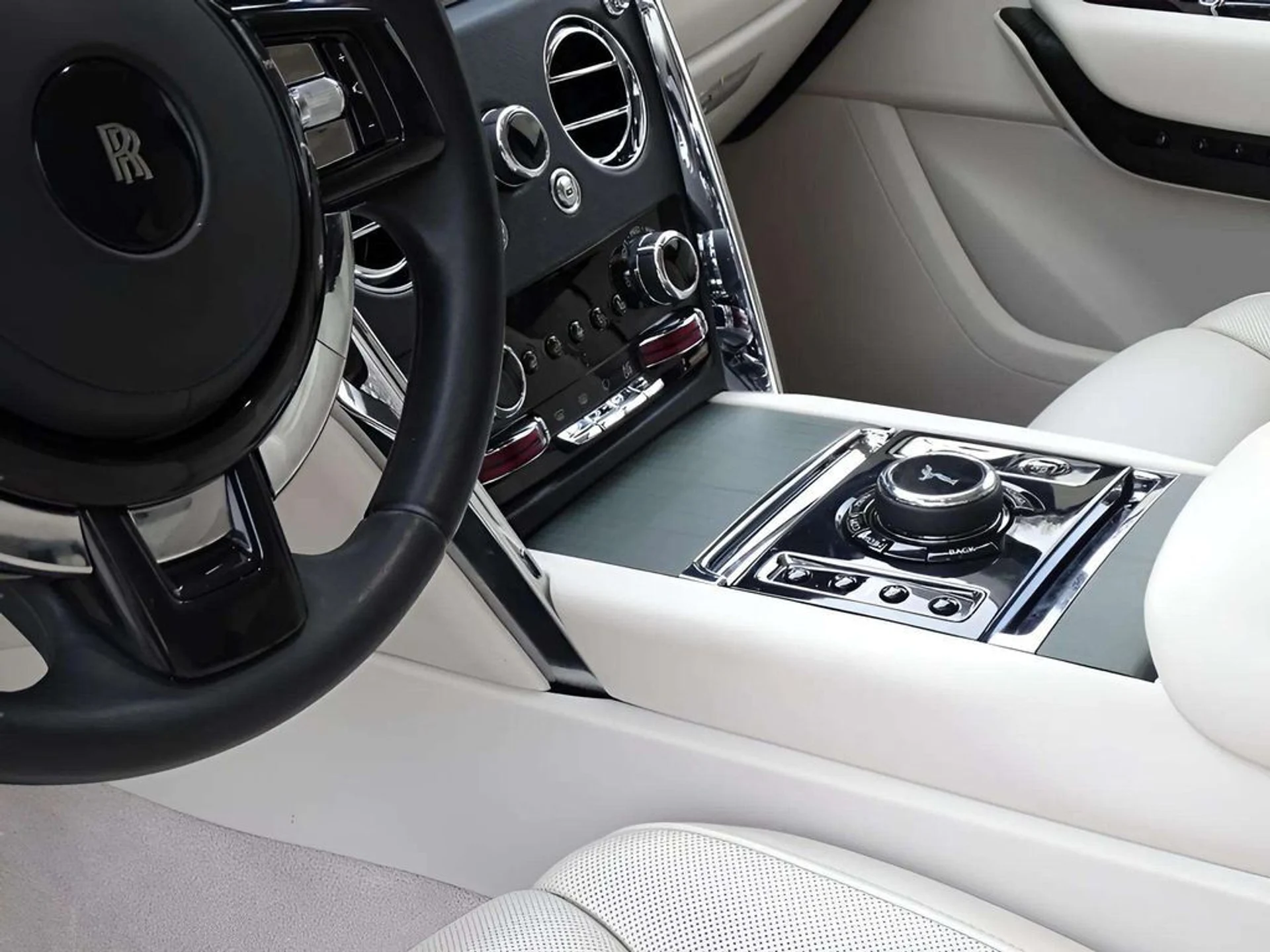 mph011_2244905327_xqkuprm3r4uzmig8zizgons8z8zj_dd84029165