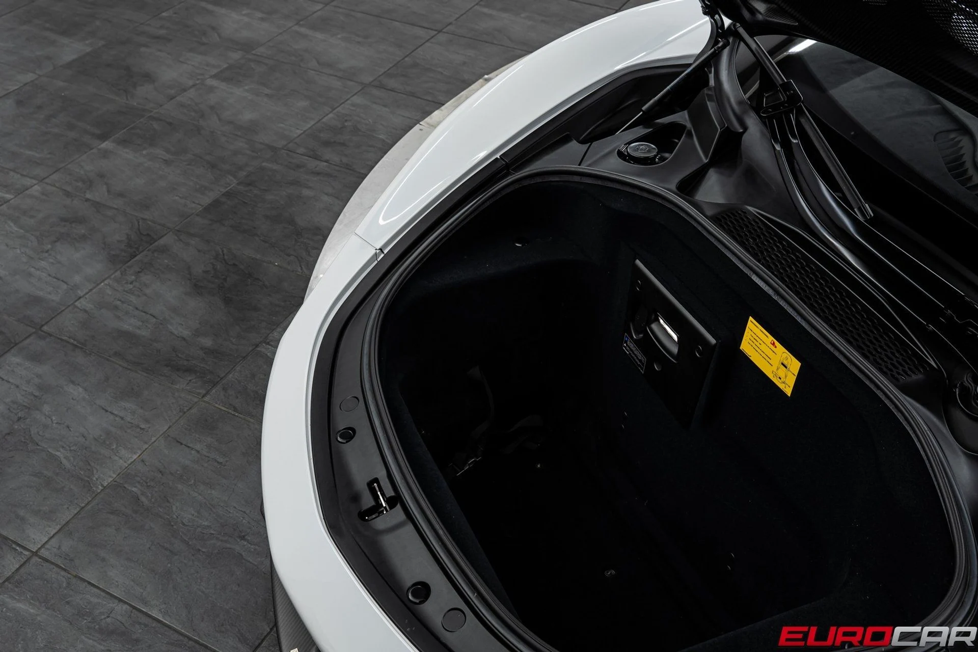 mph011_2247035848_image_12_9f03f1e310