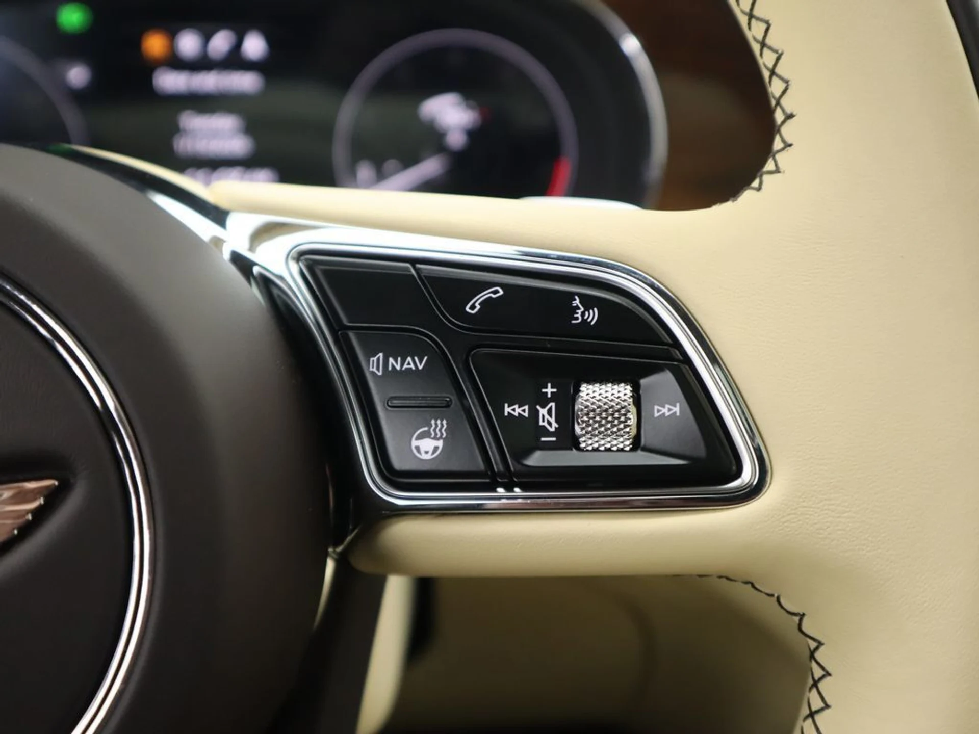 mph011_2249552367_used_2023_bentley_bentayga_v8awd_8119_22972993_12_1024_47b034ee46