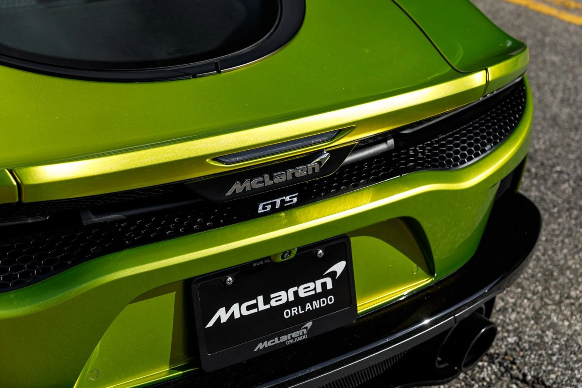 mph011_2254155897_462_p12_l_505d416b8f