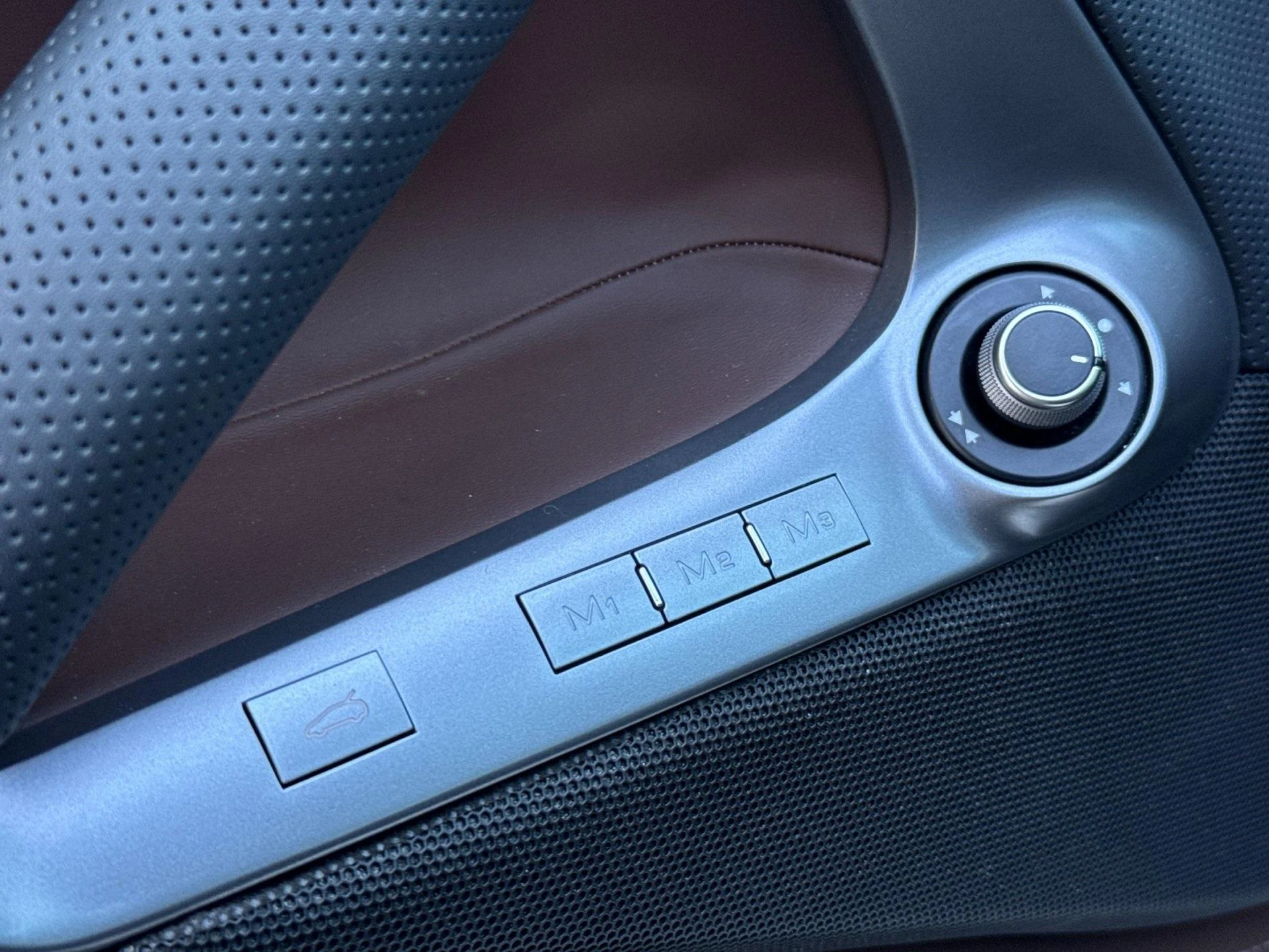 mph011_2256651824_Used_2022_Ferrari_812_GTS_1756563223_f636fb7643