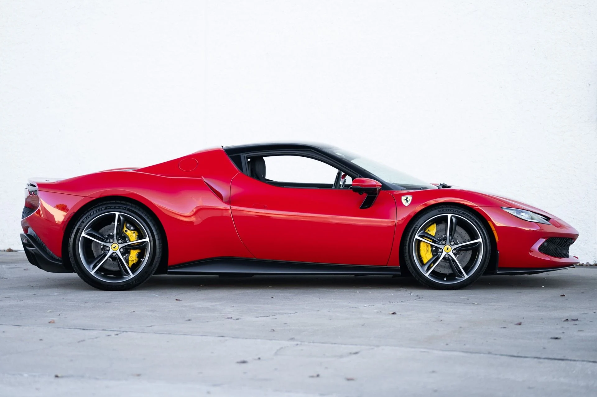 mph011_2260615563_Used_2024_Ferrari_296_GTB_1766187002_3054939264