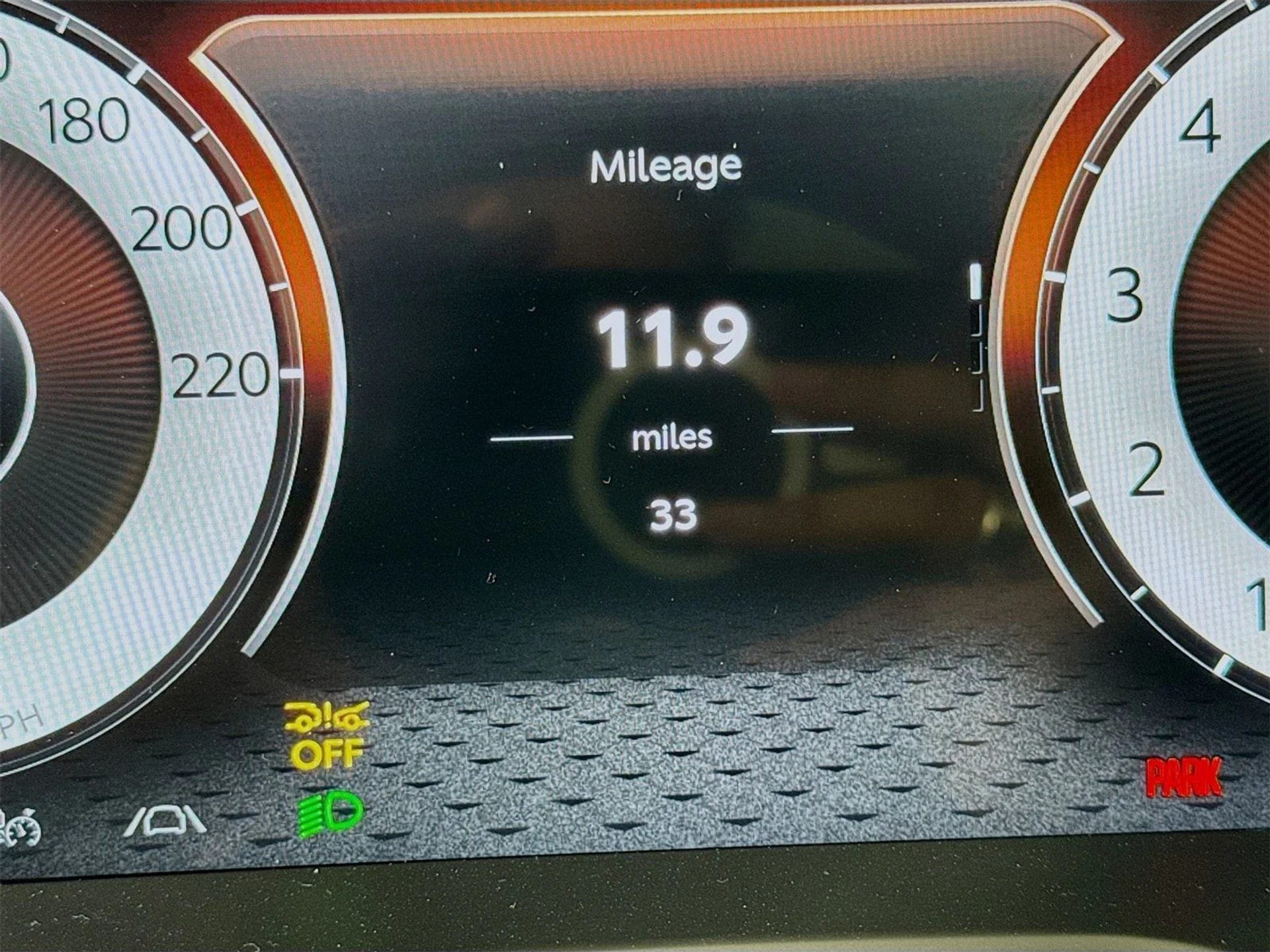 mph011_2264092443_bbf56197e2a15db8ed53d8891d253b28x_e7baf619f2