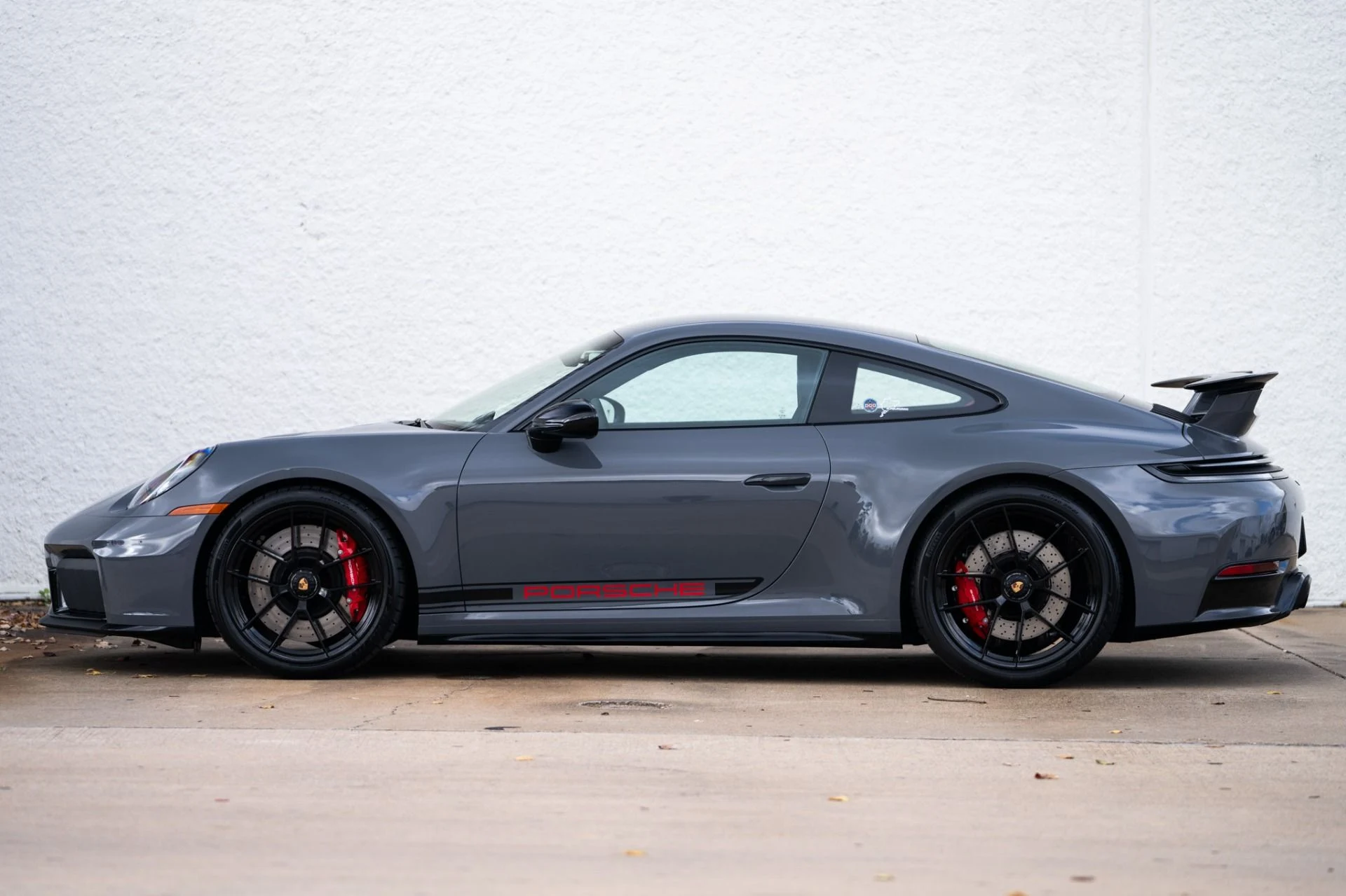 mph011_2264664917_Used_2025_Porsche_911_Carrera_4_GTS_1766512574_a428fb20c6