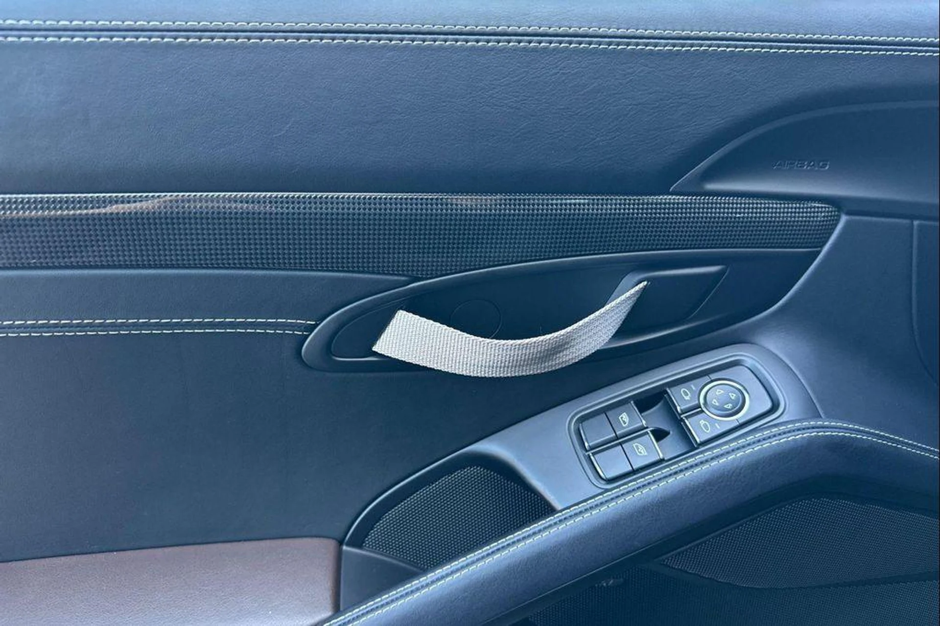 mph011_2268257111_Q_e_NSF_1_Heybw_E4_P_Yvc_OI_6l_S_Kht0_def3b72829