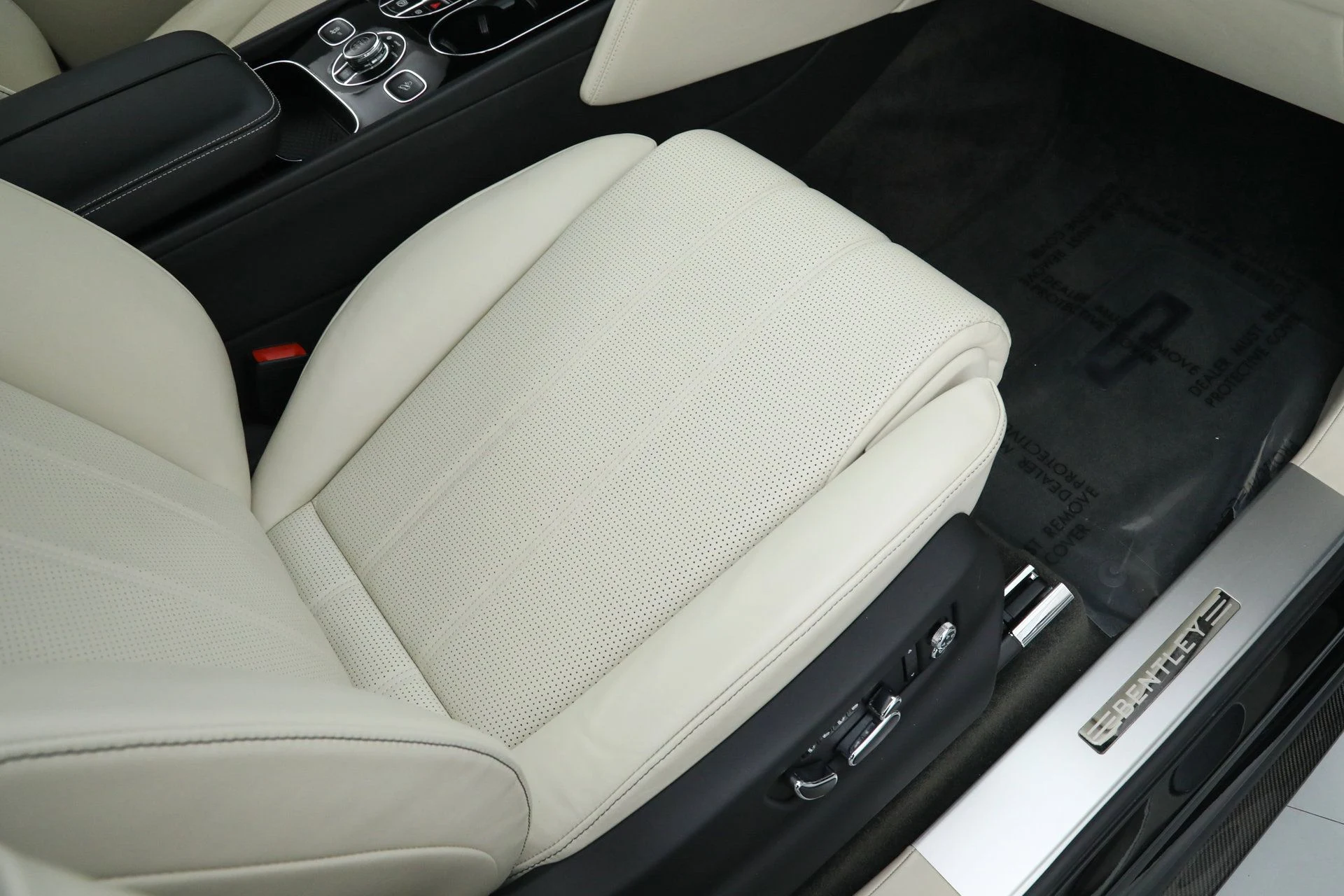 mph011_2271132288_c9cbd037ce4edca551ab495e0a6c4333_a32f15777e