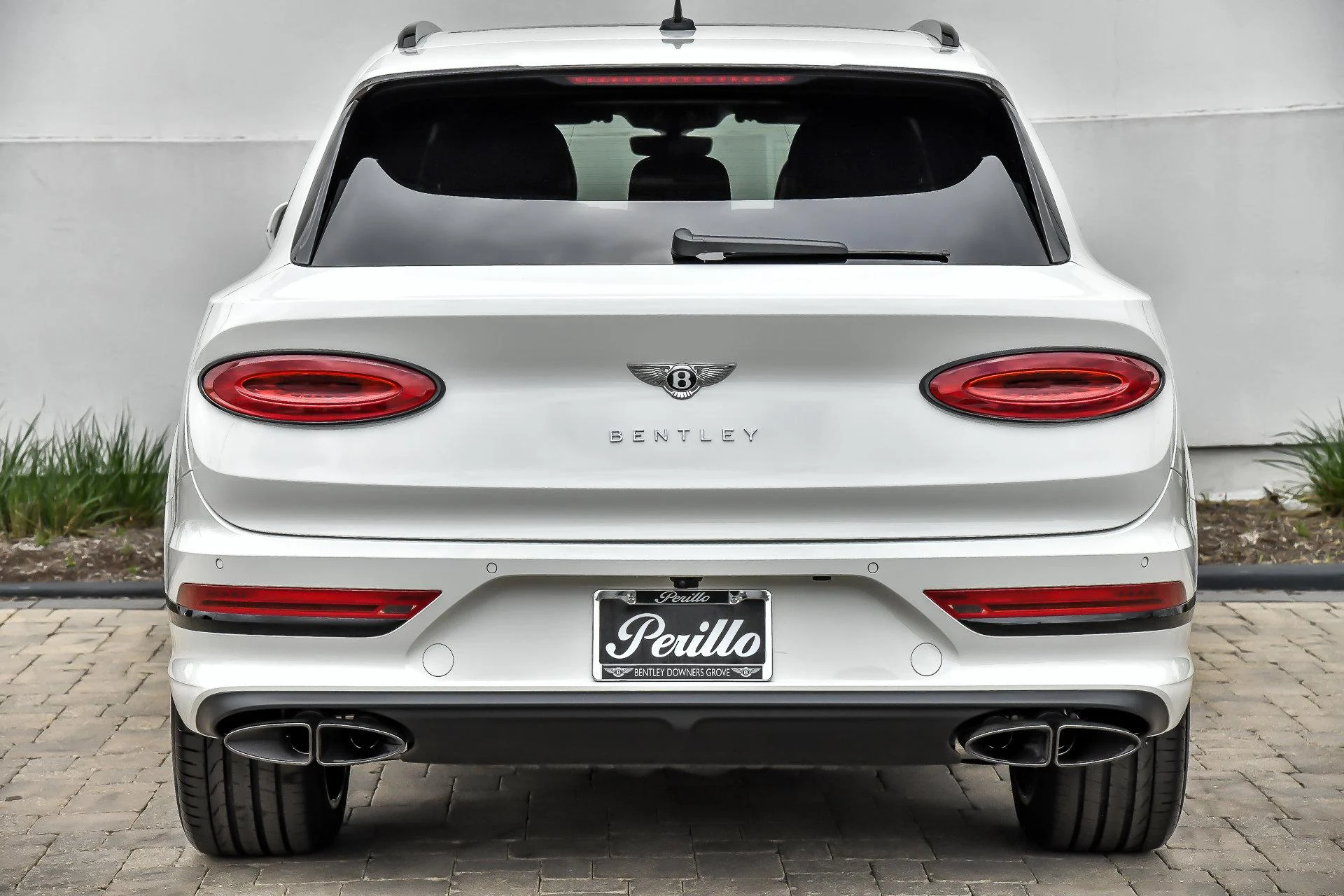 mph011_2272061200_Used_2024_Bentley_Bentayga_EWB_V8_1749283873_54b21933ff
