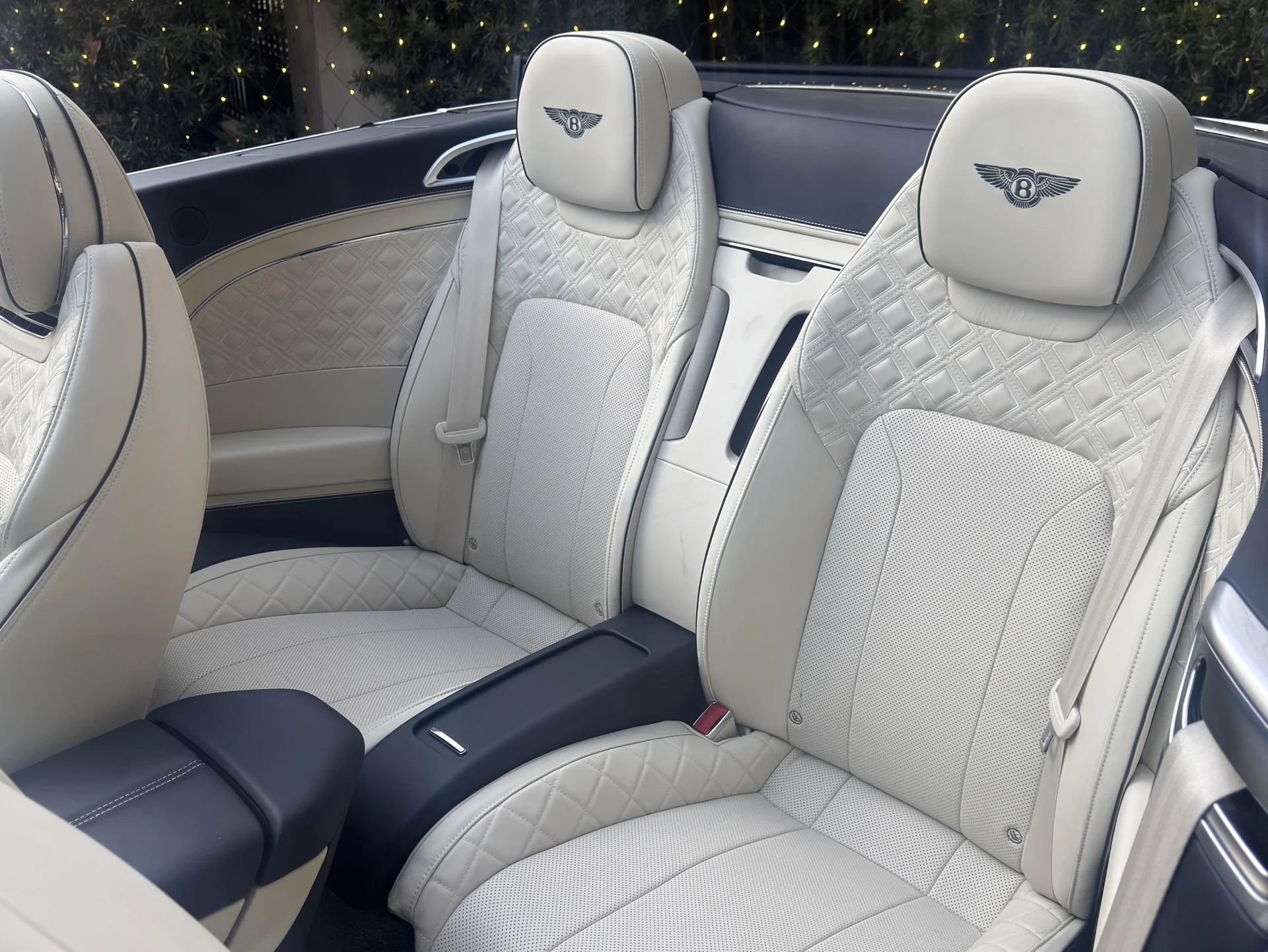 mph011_2278638132_485441356_6969d431bc0a0f72e0f0f168_08708b1155