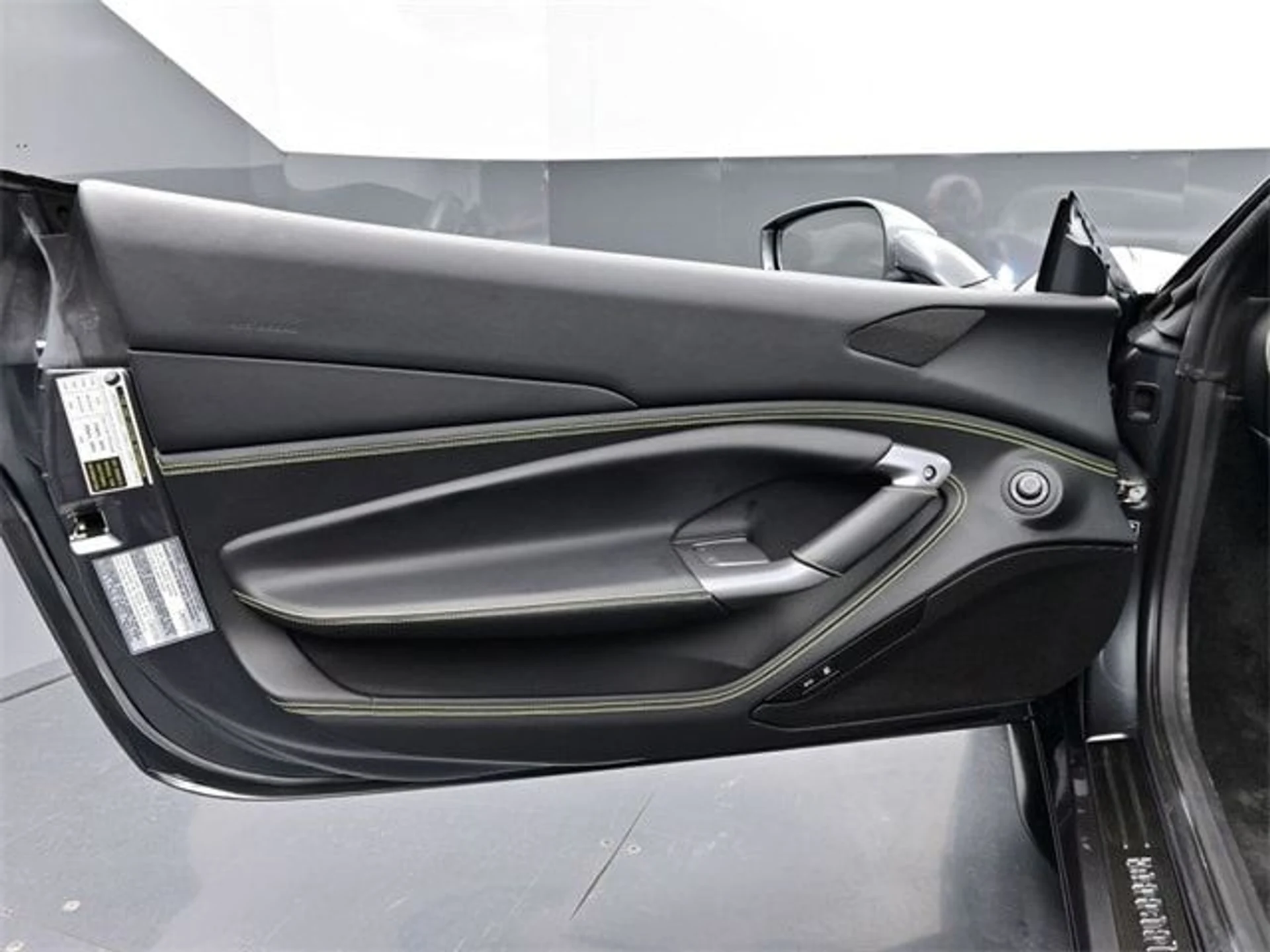 mph011_2280310379_eebb89fdca06ffb519df653cca579362x_1ba350e61e