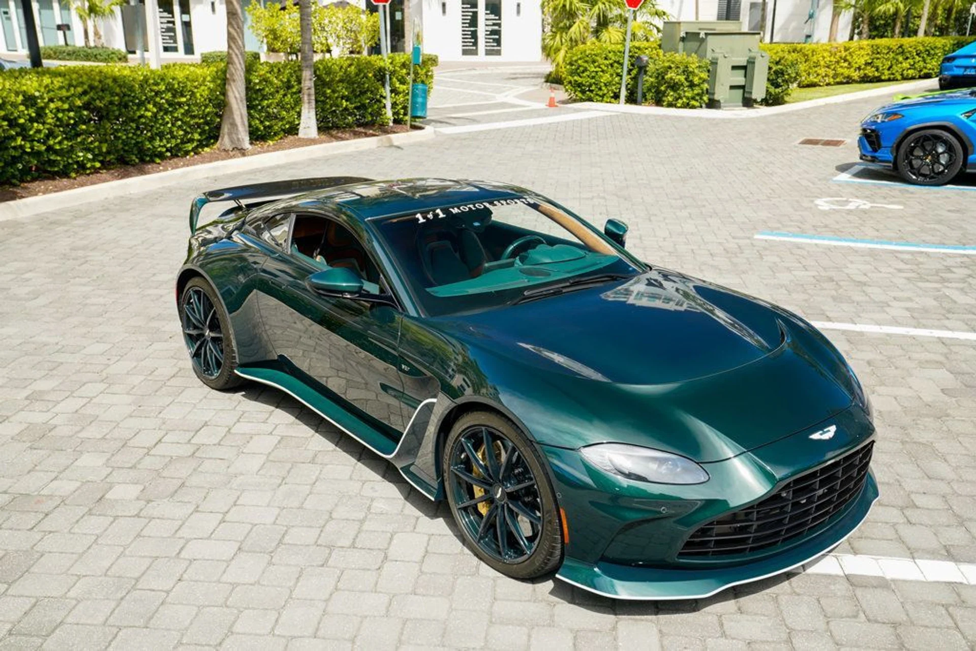 mph011_2283812178_used_2023_aston_martin_vantage_v12coupe_14354_22896697_12_1024_24f7df69fa