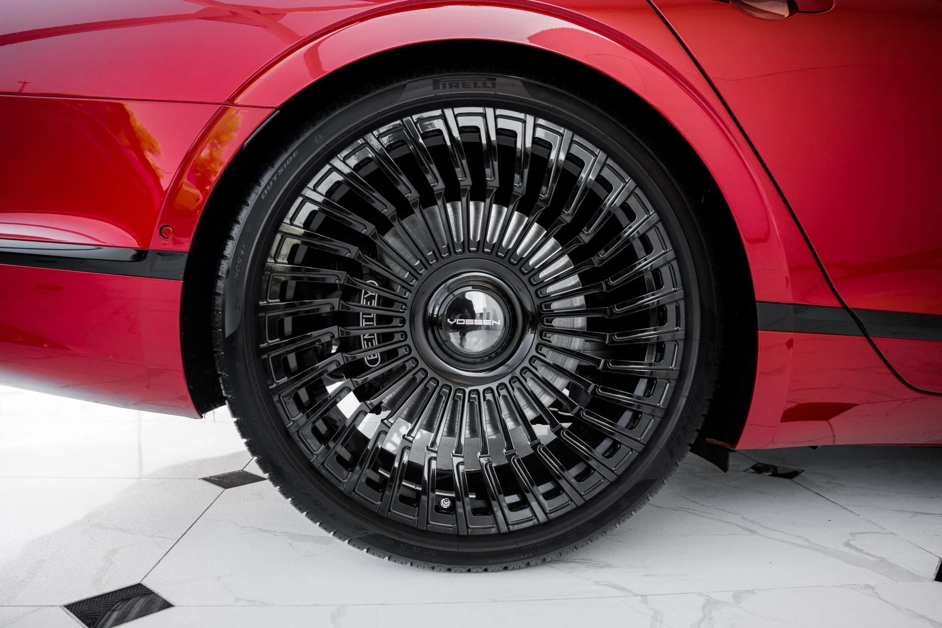 mph011_2285609312_Used_2022_Bentley_Flying_Spur_V8_1694798625_25e29ae000