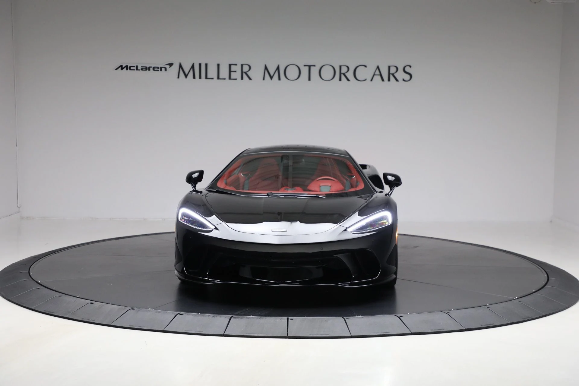 mph011_2287375561_Used_2022_Mc_Laren_GT_Luxe_fcf5eaeddc