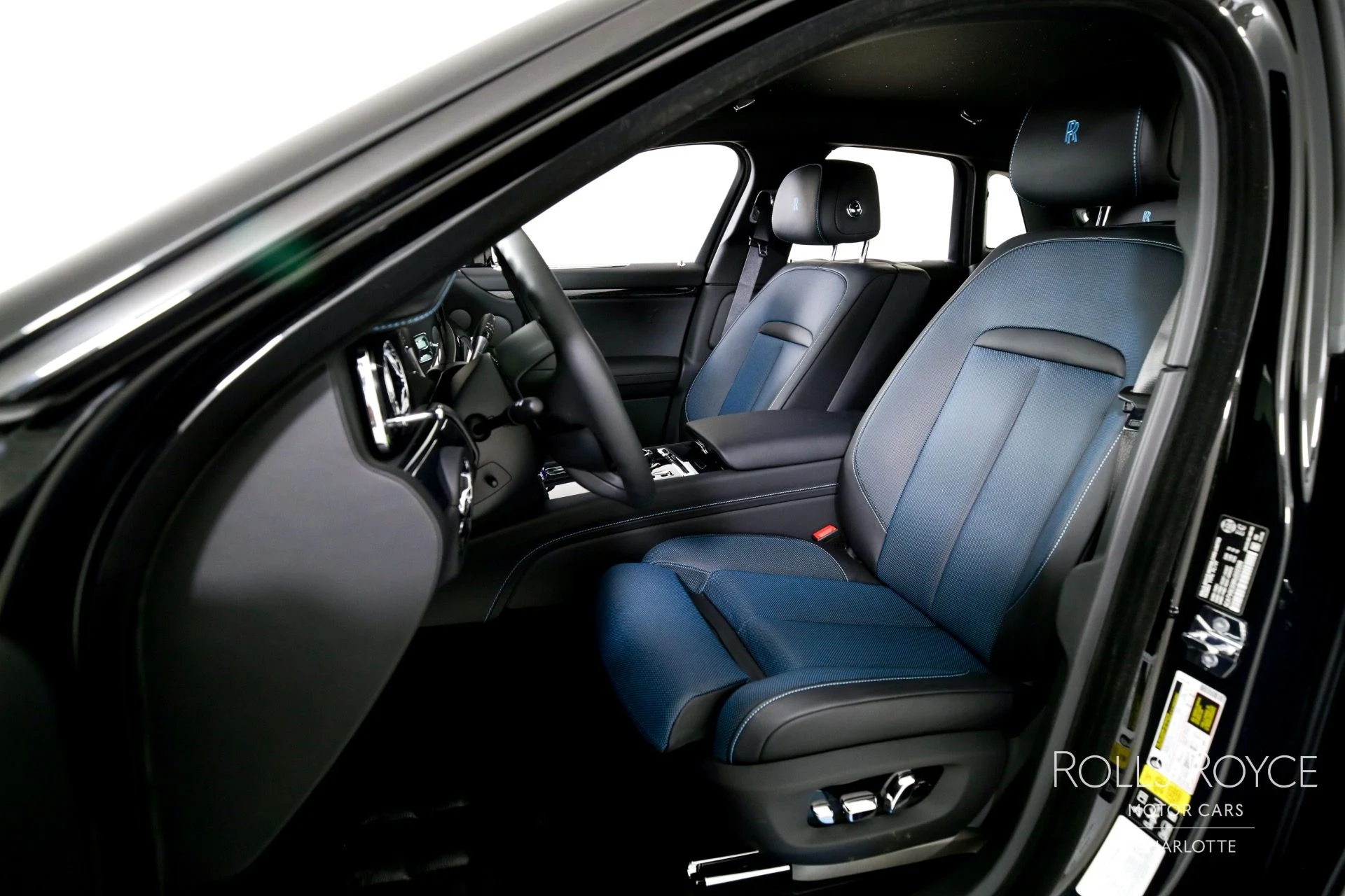 mph011_2293833443_Used_2024_Rolls_Royce_Ghost_1746461568_80968d3caf