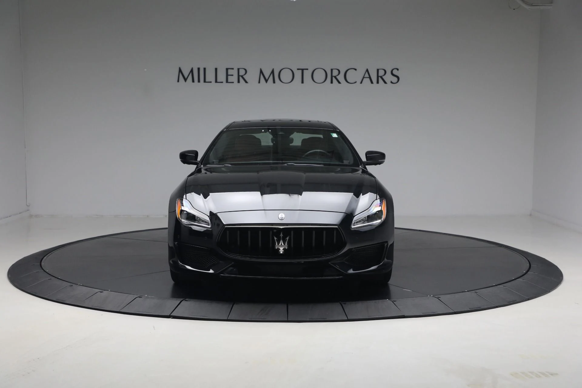 mph011_2299687877_Used_2022_Maserati_Quattroporte_Modena_Q4_1780514409_804b3800e8