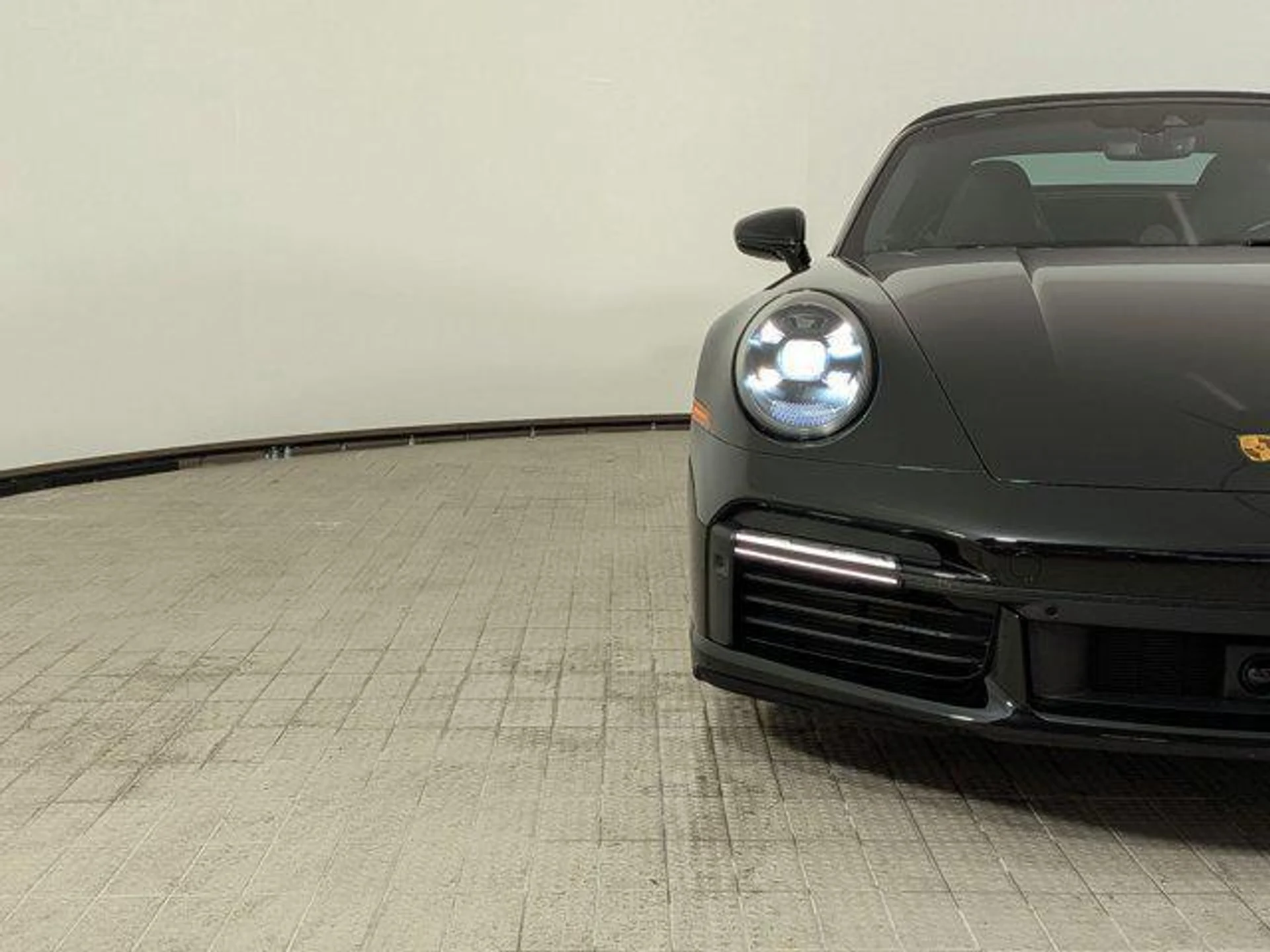 mph011_2306071087_w_Oc_D_Fnz7a4wf_J5p_FQ_Mky_P_Go_Qit8_0d1840b306