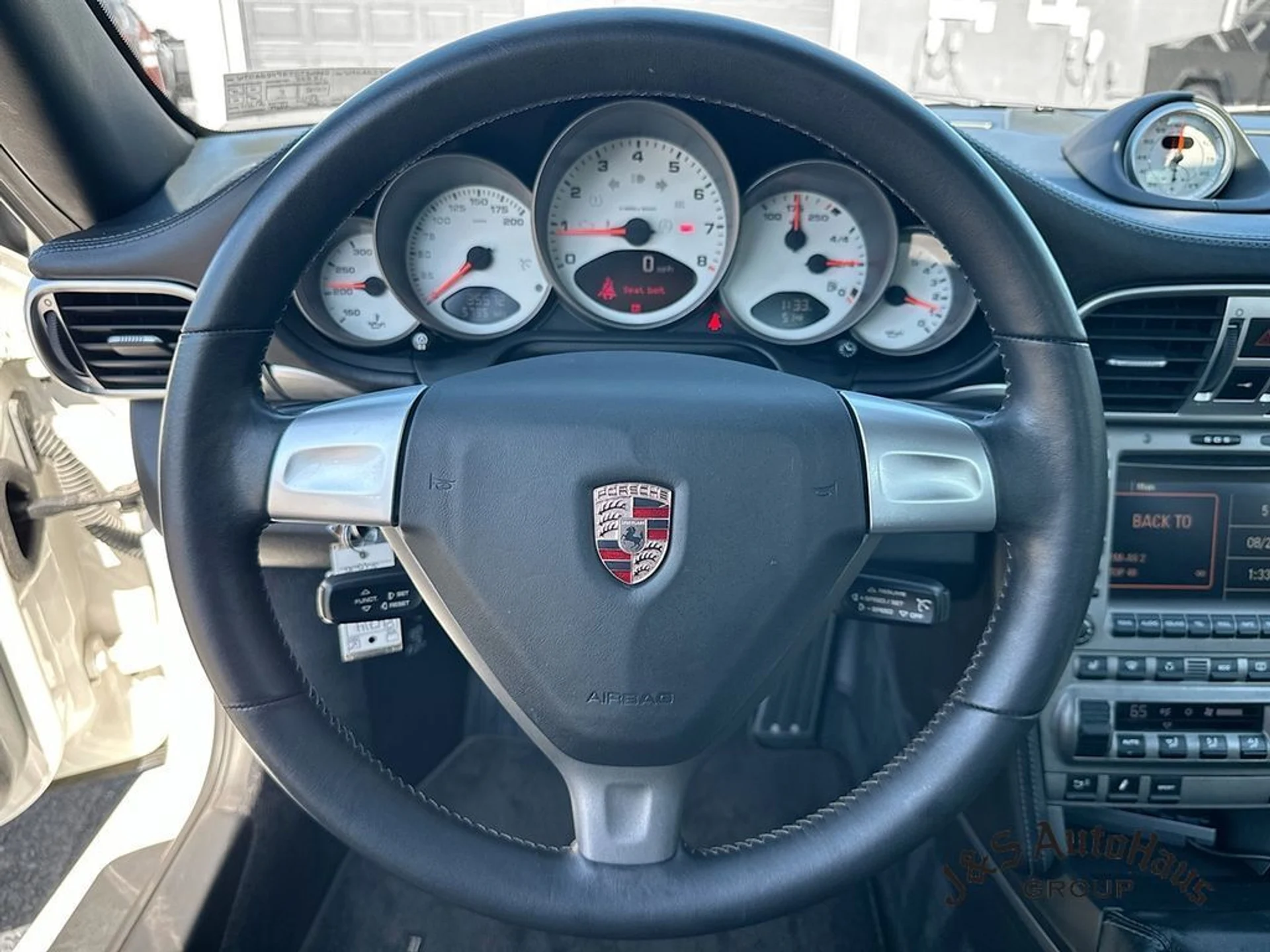 mph011_2311353946_qelav8d1lnrwrzsa9zfmuixho3id_7ddd1090a0