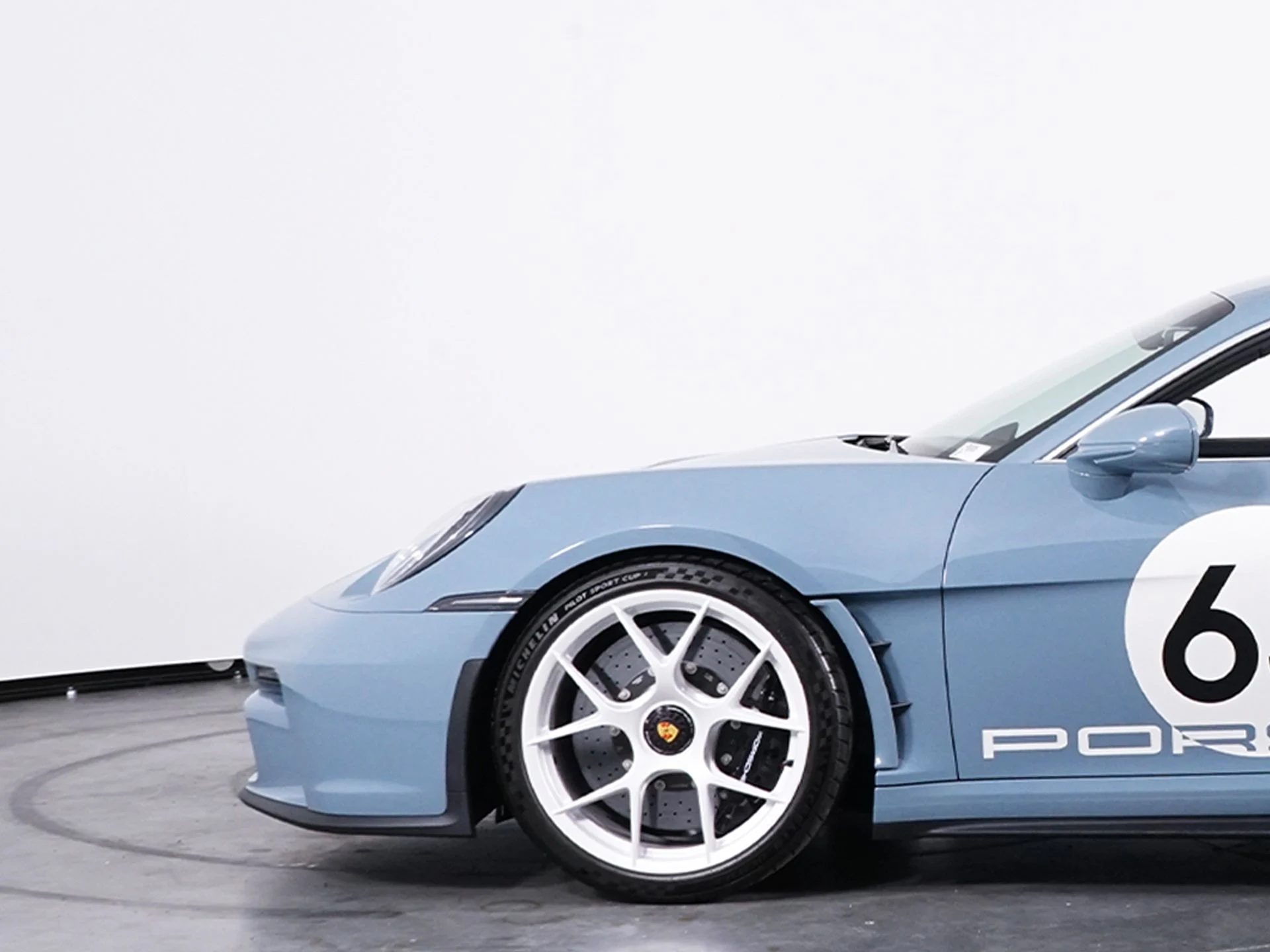 mph011_2317548047_7496770144684ed8ac947c5f41f84dc4x_5e24362317