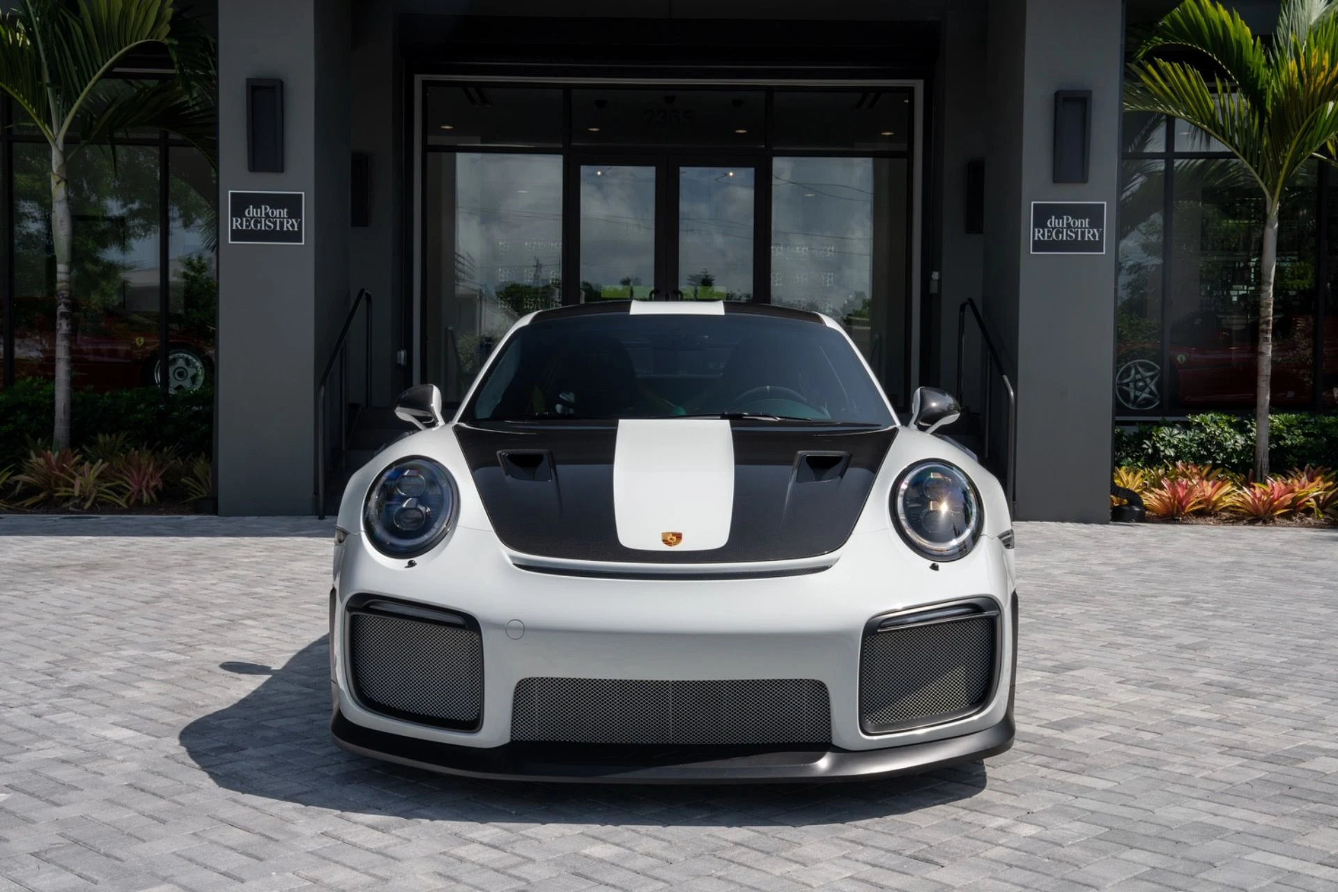 mph011_2321190386_Used_2018_Porsche_911_GT_2_RS_1782839837_a228fc957e