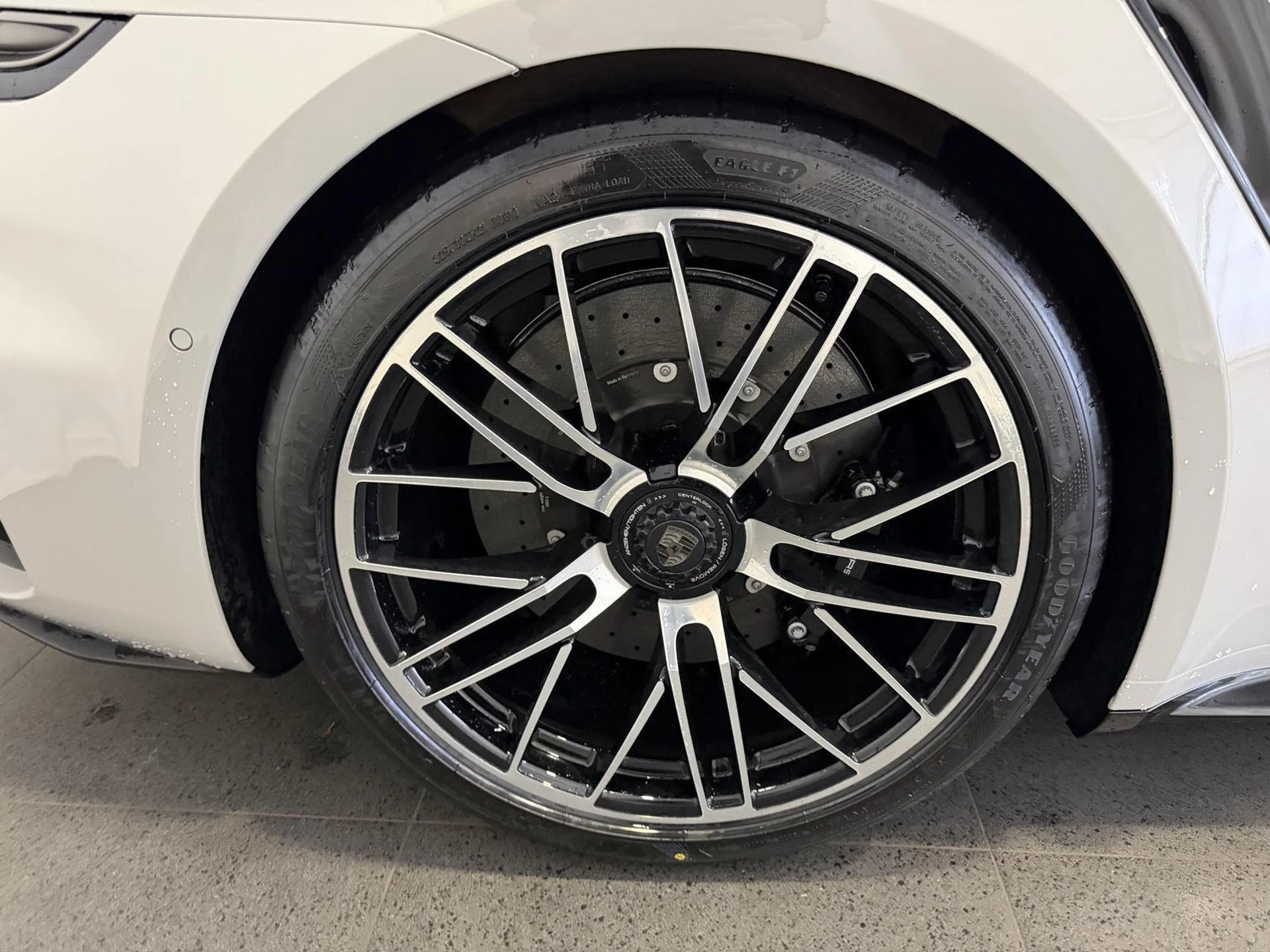 mph011_2323777945_4b01d2cddd76fa0778792512bf40e0eex_a07b89c148