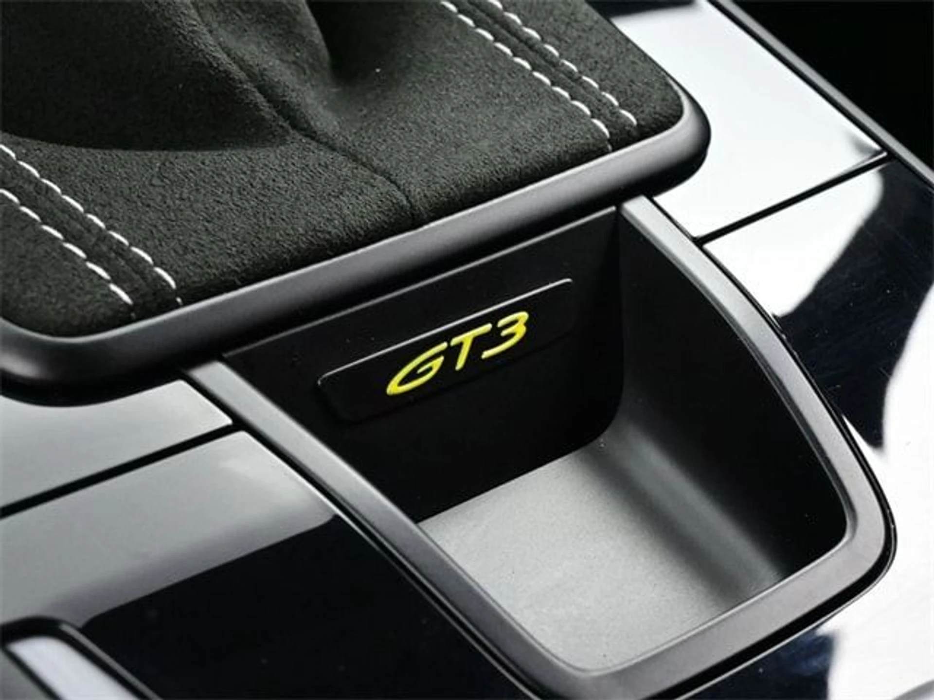 mph011_2324458964_2da2a09448bac188fa850a8d82e1b9b1x_8c653ecbb0