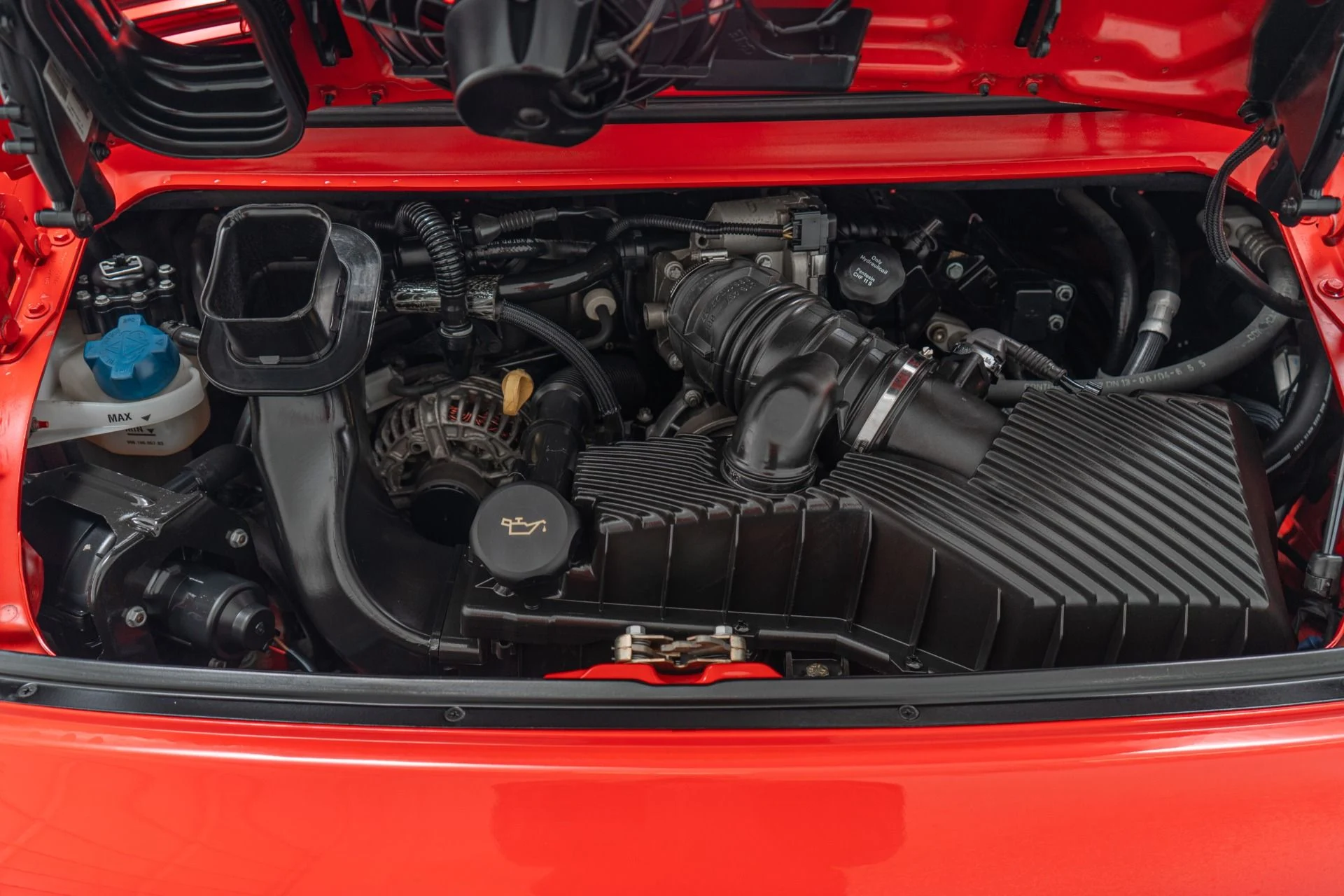 mph011_2332064039_Used_2004_Porsche_911_Carrera_Cabriolet_1761773538_ebdfbf8319