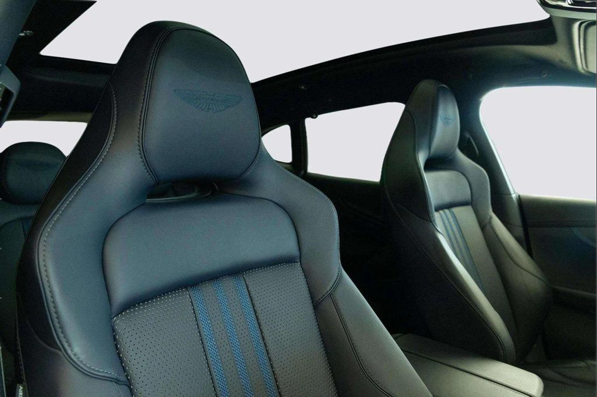 mph011_233364847_Ru_I_Yk_Op76n7t7vc_Yq_Ogpz_KN_Bmz_M_6aead6ea8d