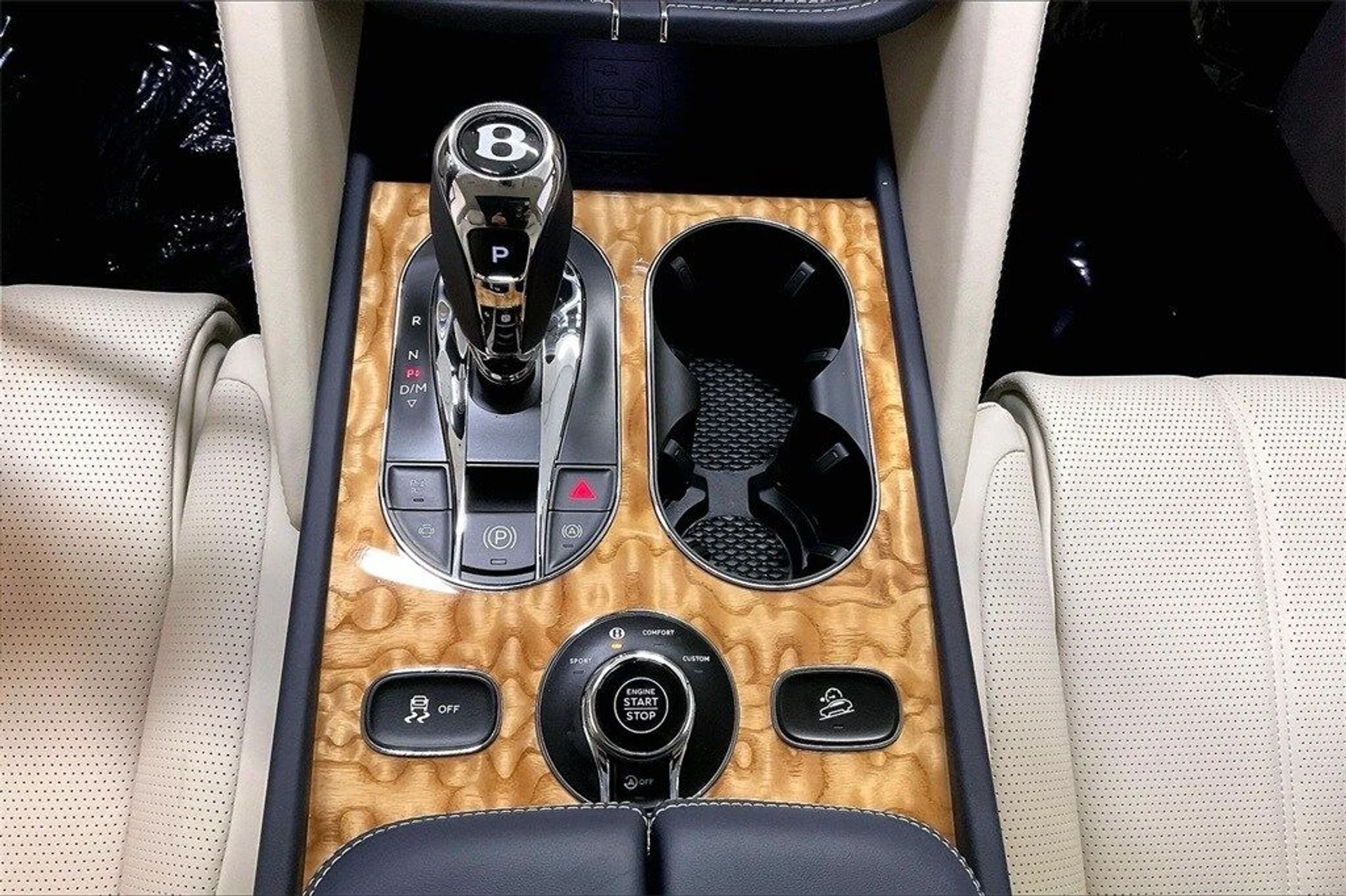 mph011_2339394347_2f122238fa6f646ec324cd3af08d6385x_1d55e9a136