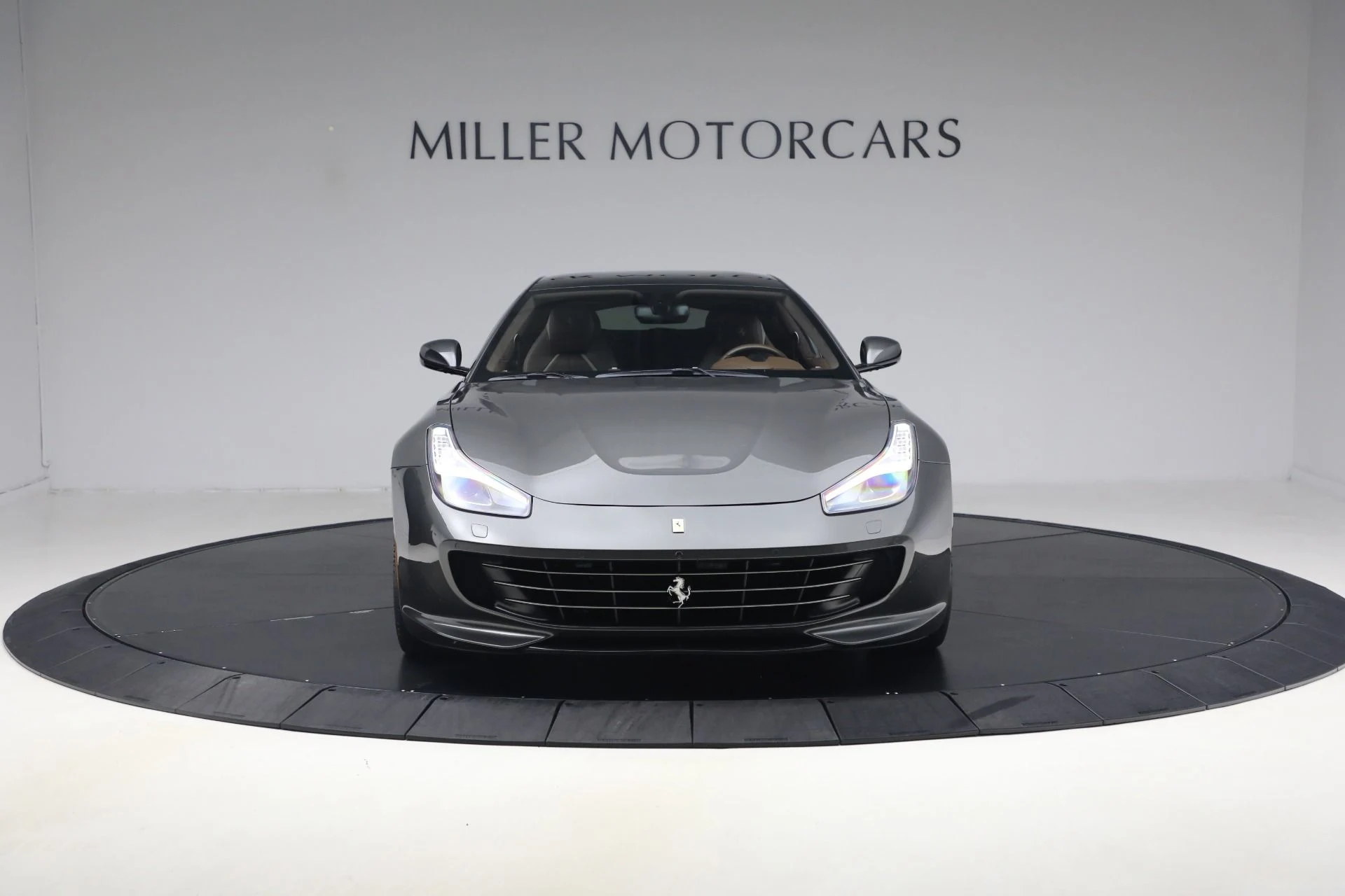mph011_2350079820_Used_2019_Ferrari_GTC_4_Lusso_1790777067_af0b97b8ee