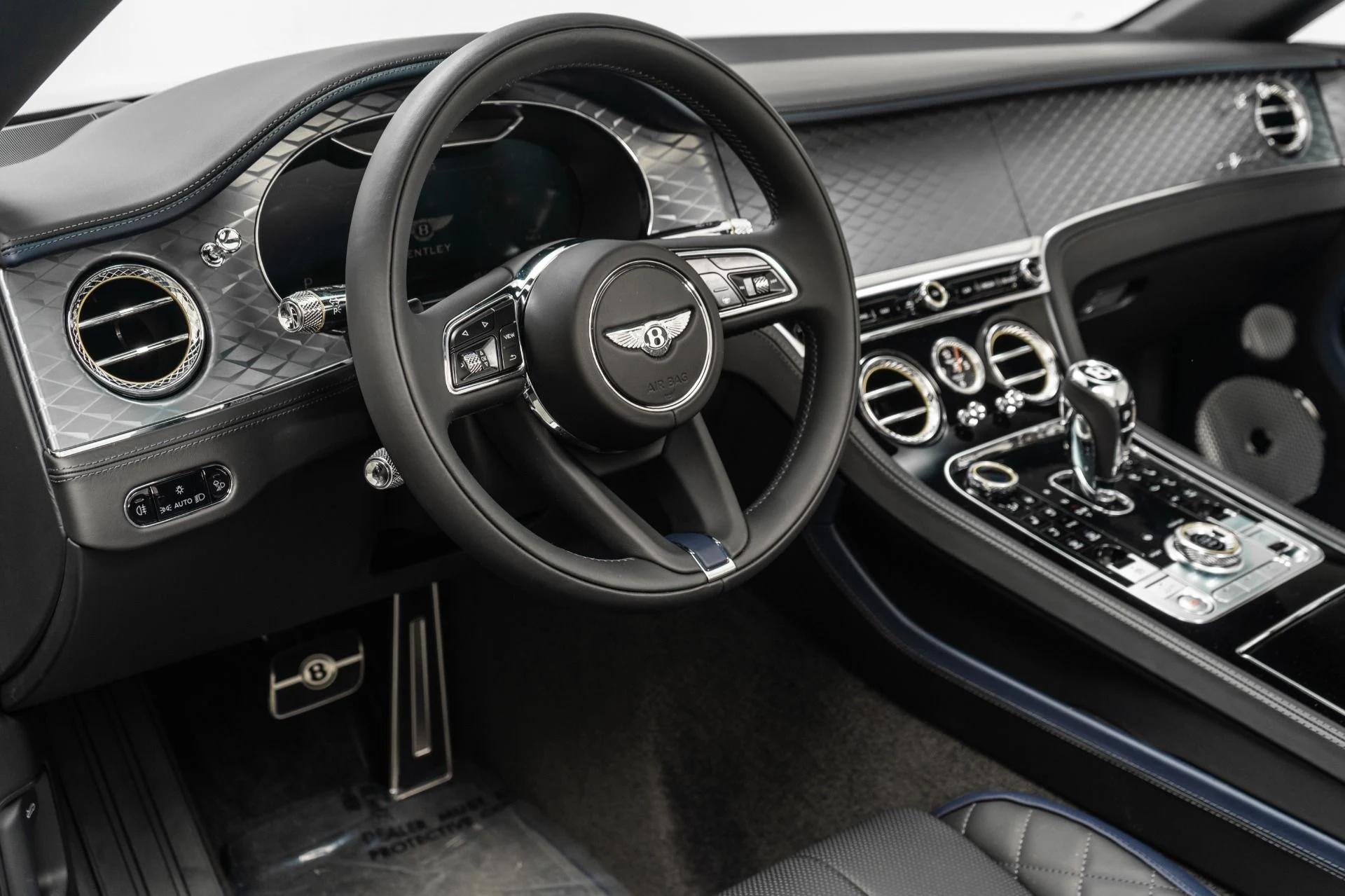 mph011_2355952895_Used_2024_Bentley_Continental_GTC_Speed_1735846633_d503326312