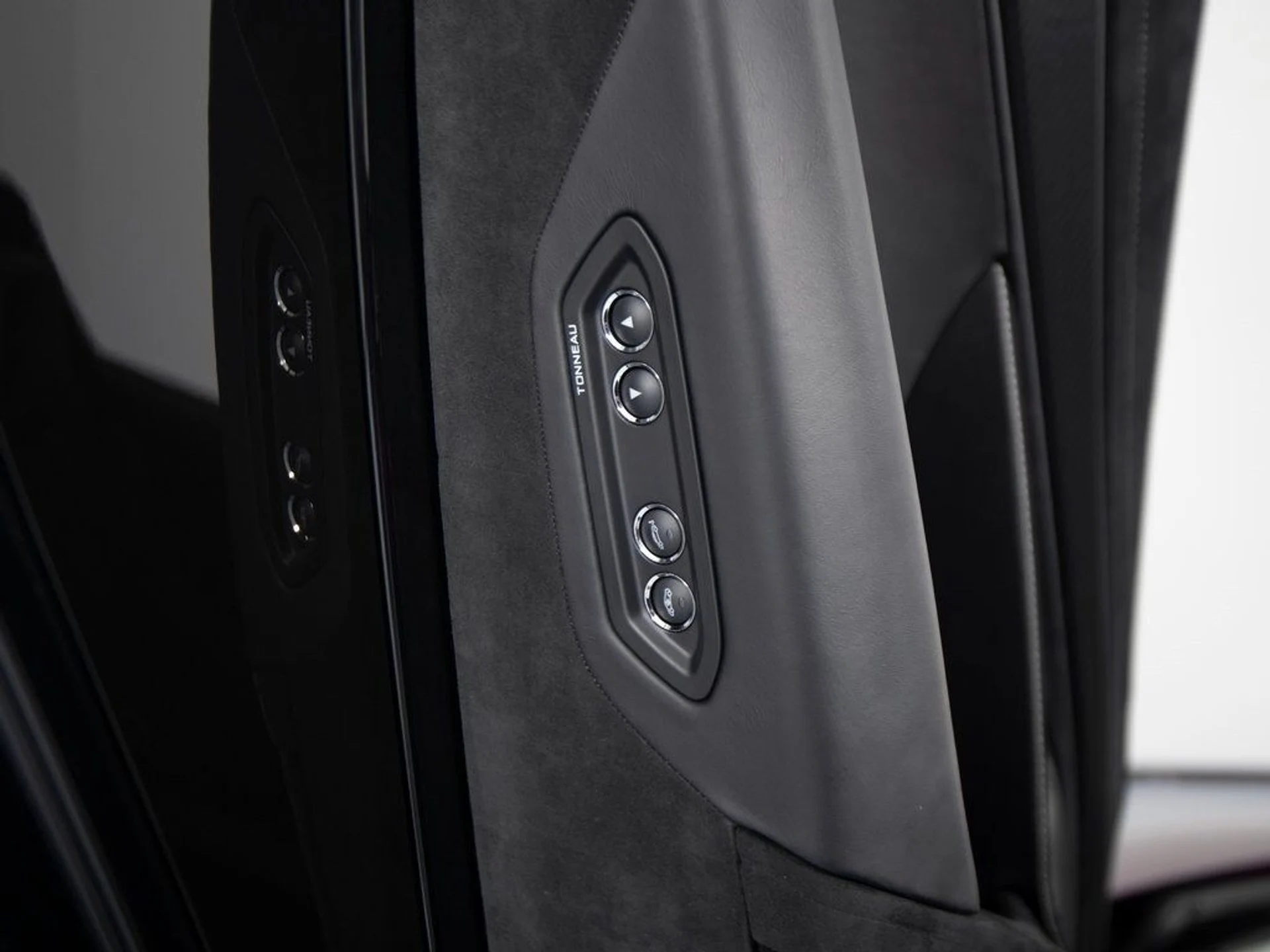 mph011_2361237395_1b44e0d295fd70d832302a8071990849x_b3fbd681b0