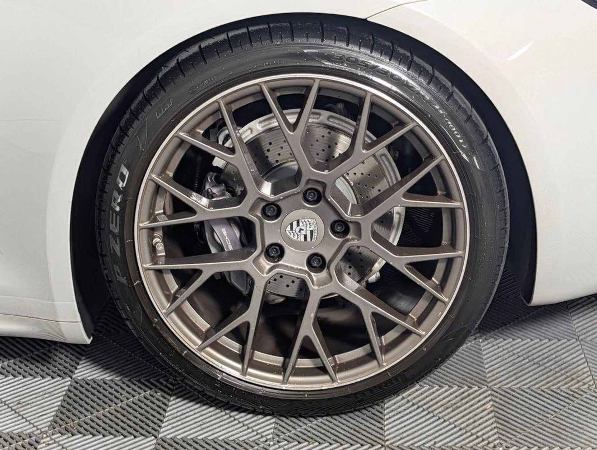 mph011_2364178029_hnd_Id_Rzje_Syj_NB_y_K0_o3954_Xqw_09fada8112