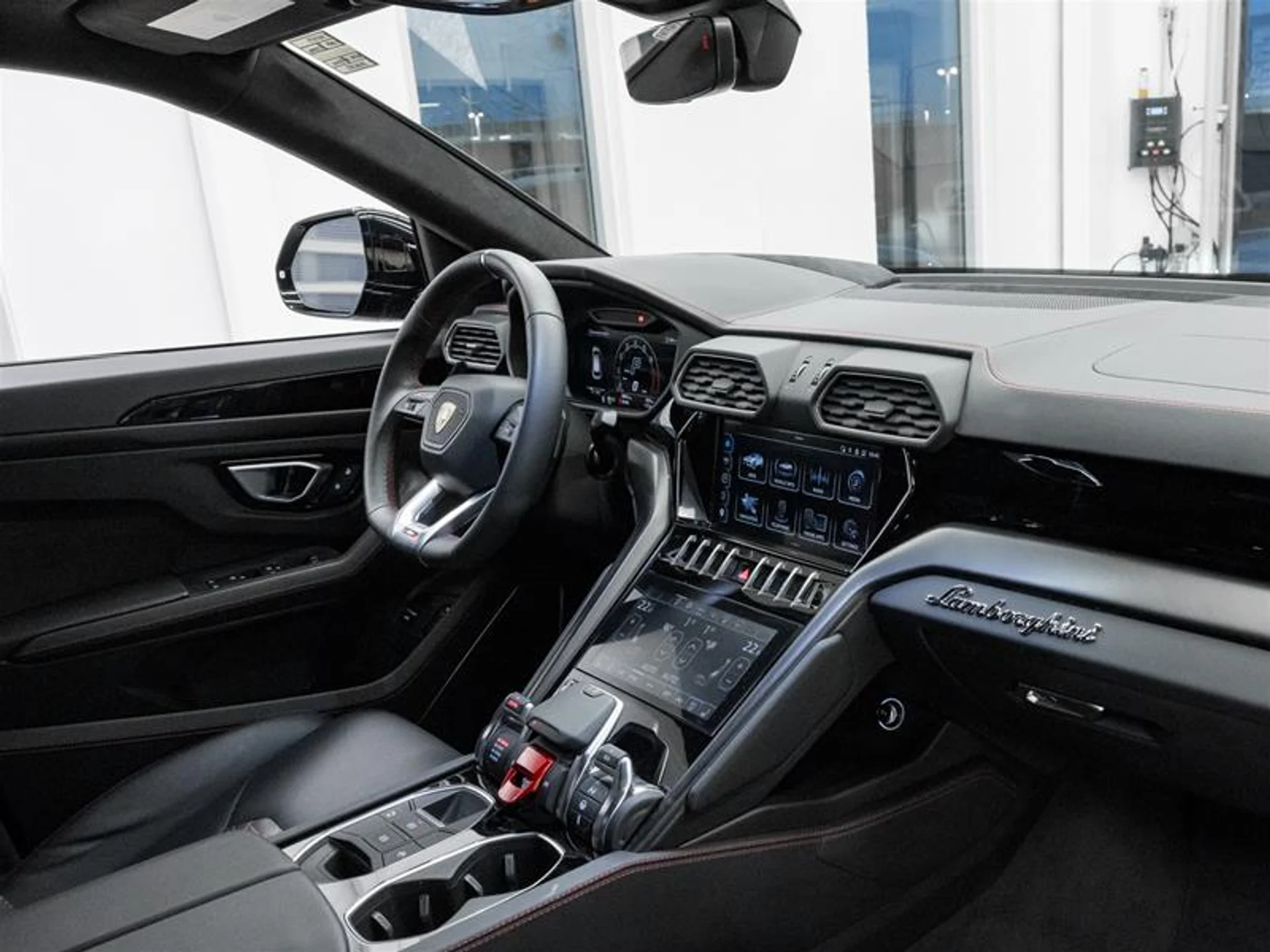 mph011_2369566514_11639324_1552972725_1ddfb1d8be