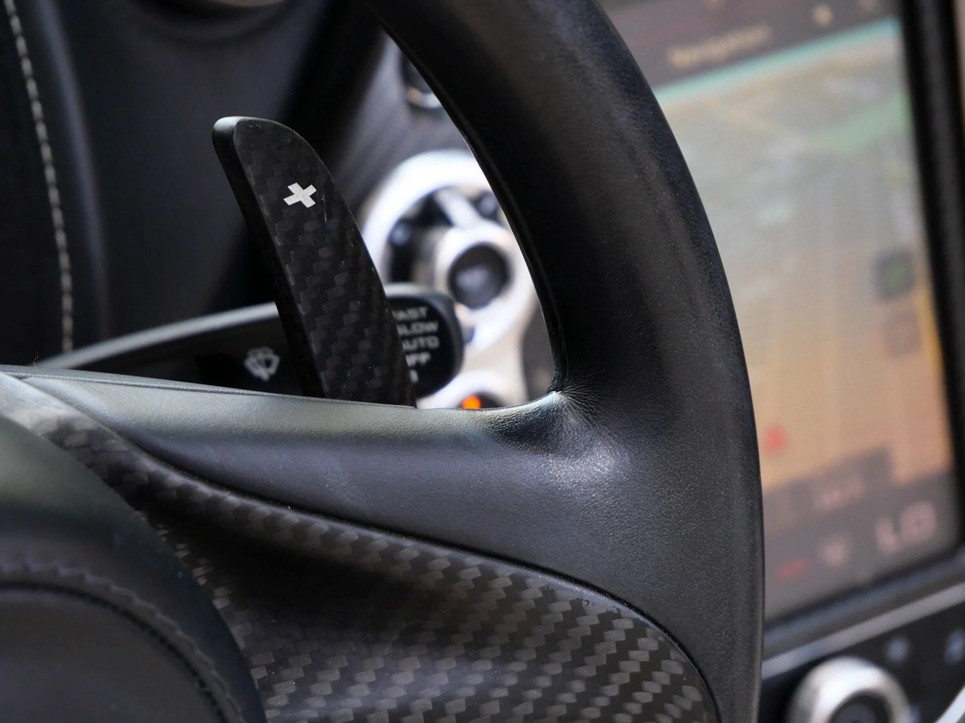 mph011_2371838976_164f9164190841f08f709070364c2572x_8130363683