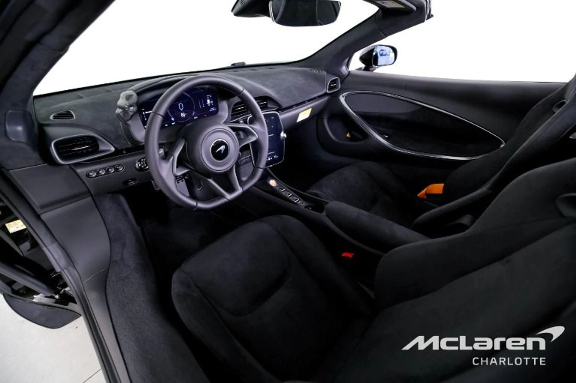 mph011_2372232030_New_2025_Mc_Laren_Artura_Spider_37ff07147b