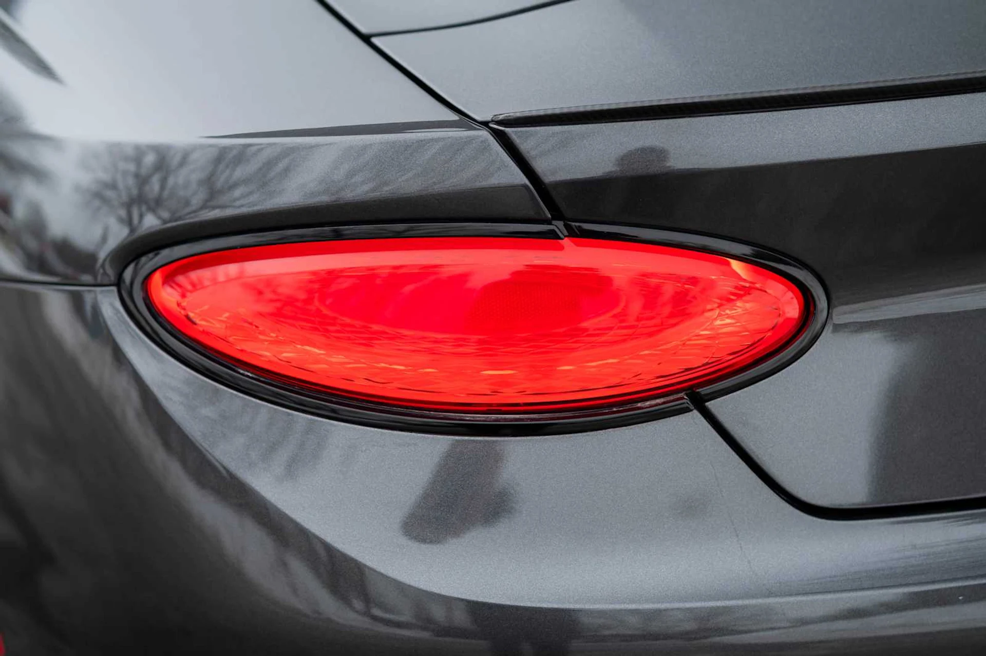 mph011_2372414769_c581141a6261f50d7cc9edadd54b5990x_927372600a