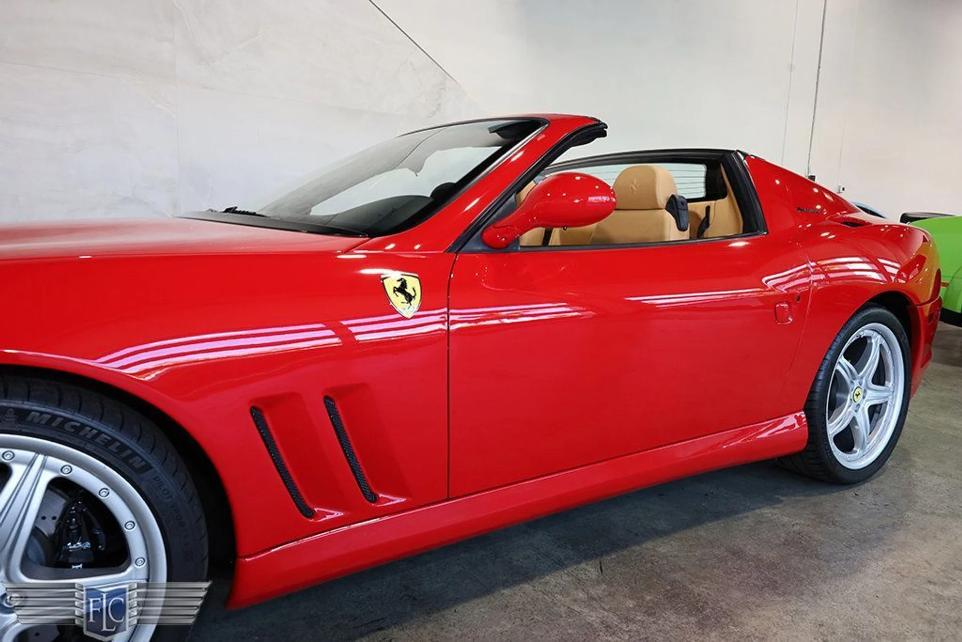 mph011_2374624620_used_2005_ferrari_575_superamerica_9689_22963102_12_1024_f2d0c12821