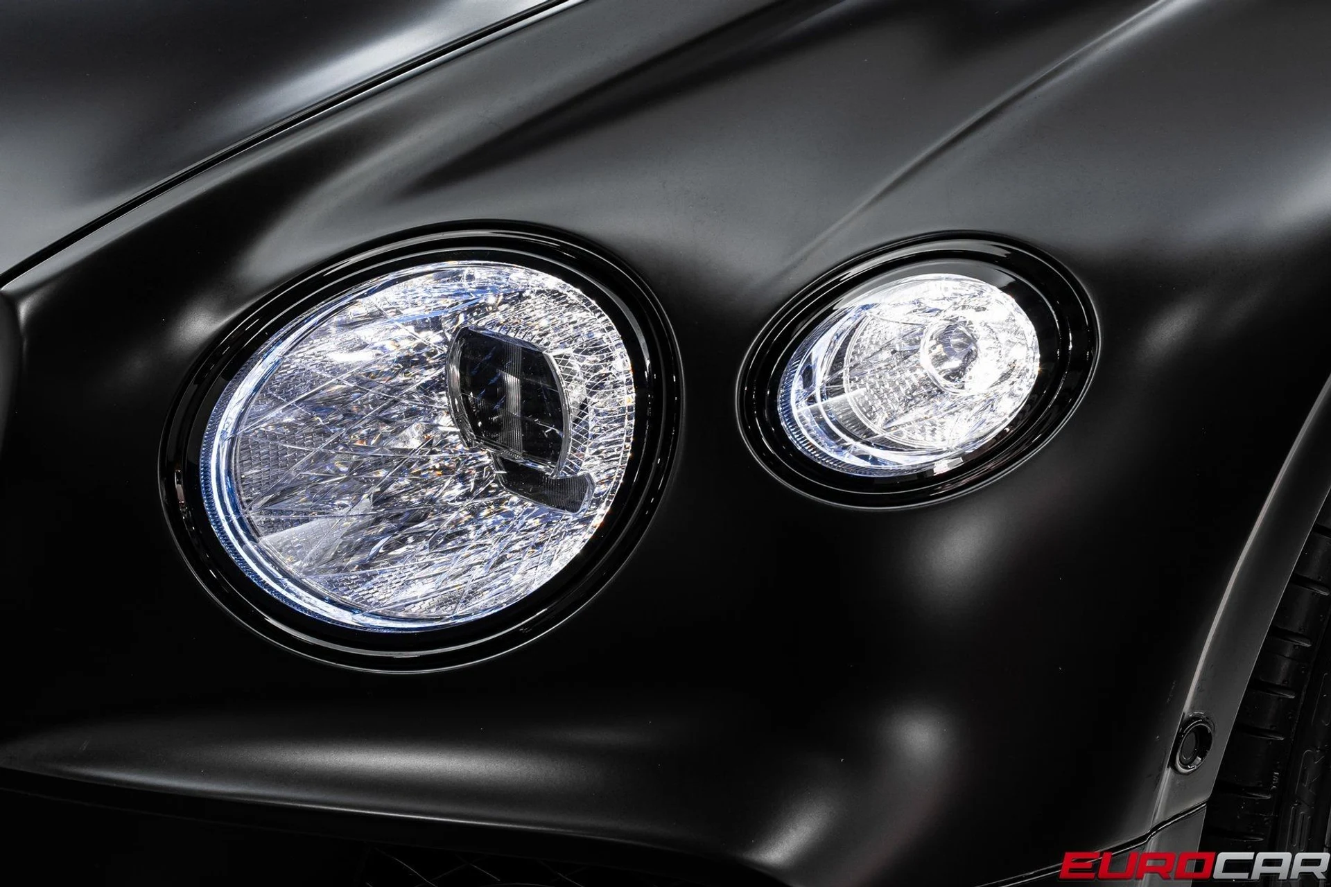 mph011_2377568806_image_12_f22a43073e