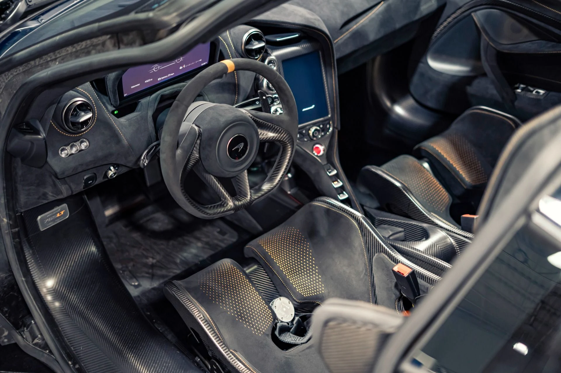 mph011_2379425260_Used_2021_Mc_Laren_765_LT_568000_MSRP_Chicane_Grey_Carbon_Roof_Scoop_1779213543_ba28021542