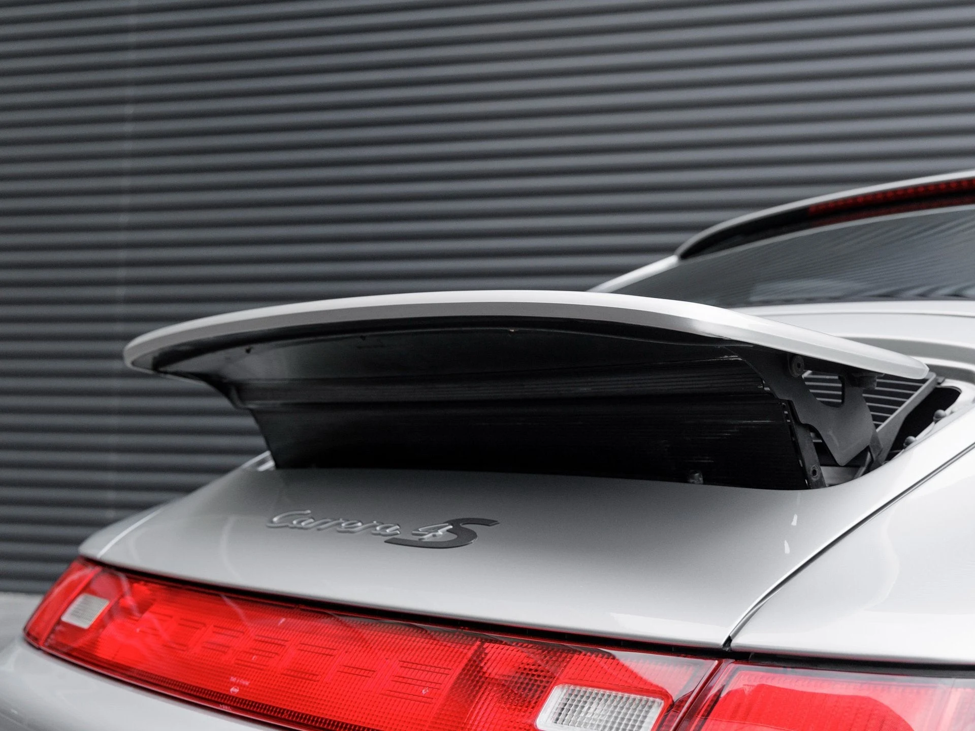 mph011_2385975625_12_5ab94e2610