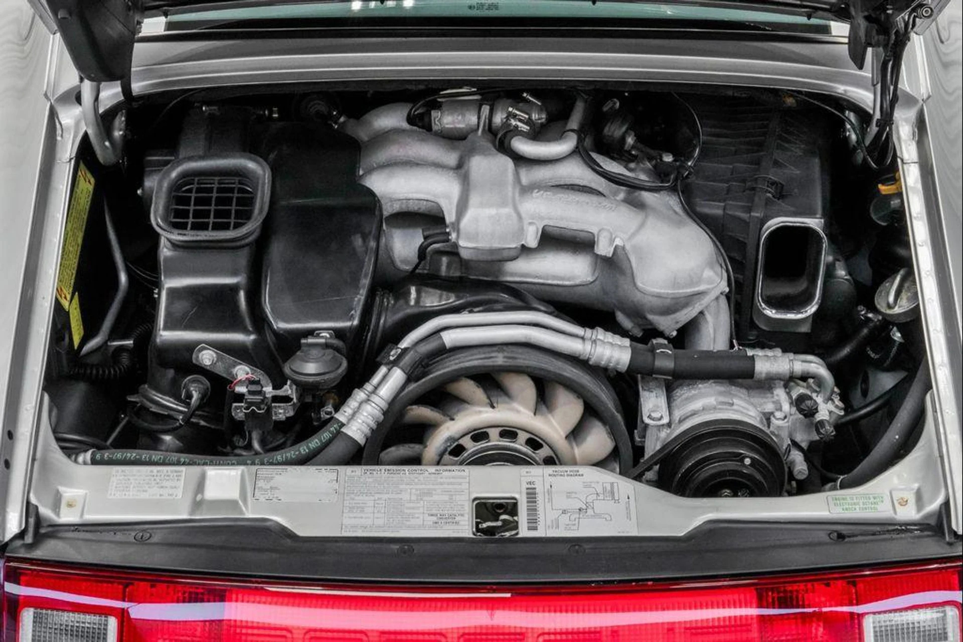 mph011_2394269480_V_Uf2_Fji_Z_u_P8aslg_QL_Wv_Rgbm_P4_eb6f96e3d5