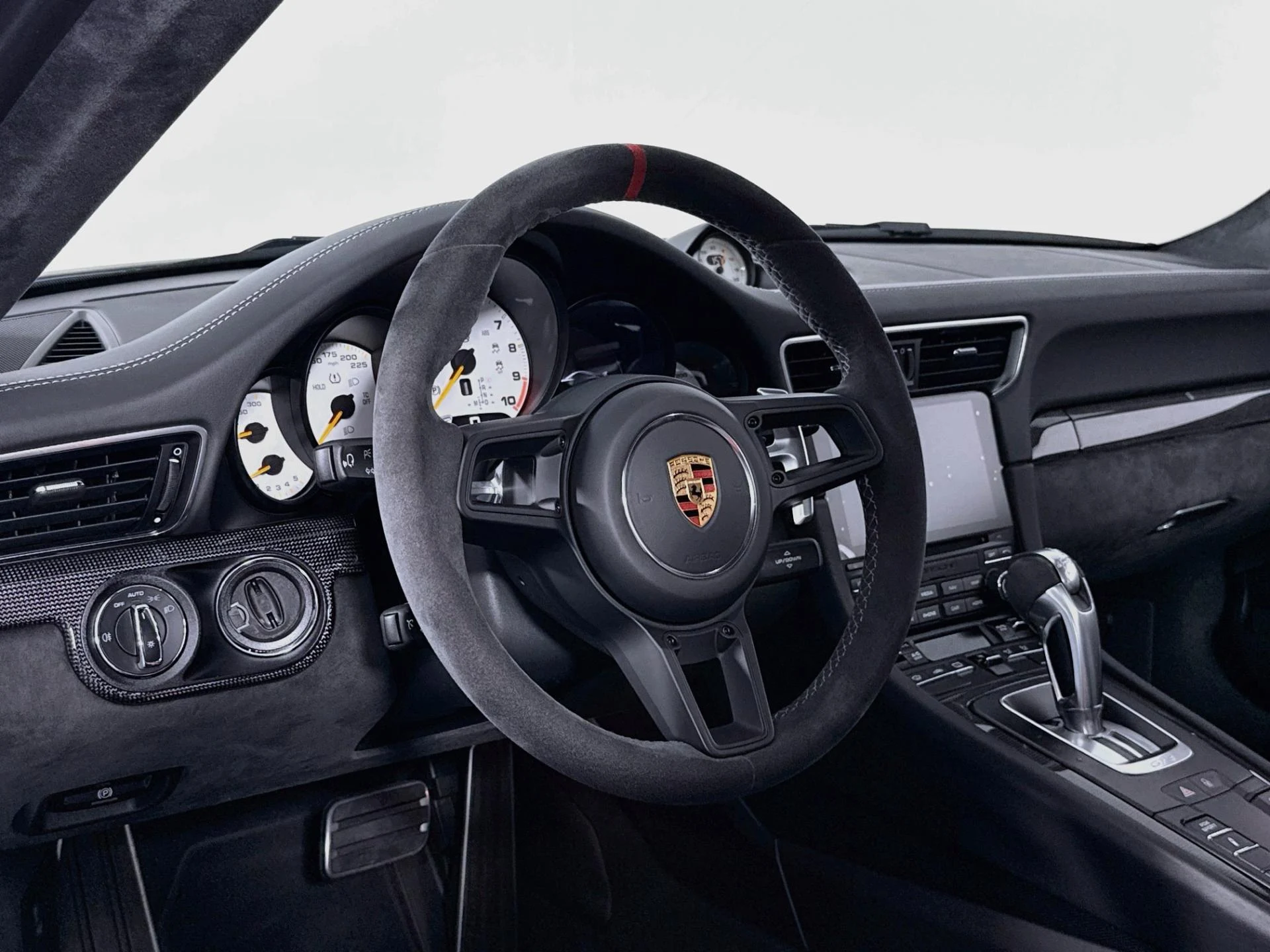 mph011_2398057978_Used_2018_Porsche_911_GT_3_1787596669_d5c6853f29