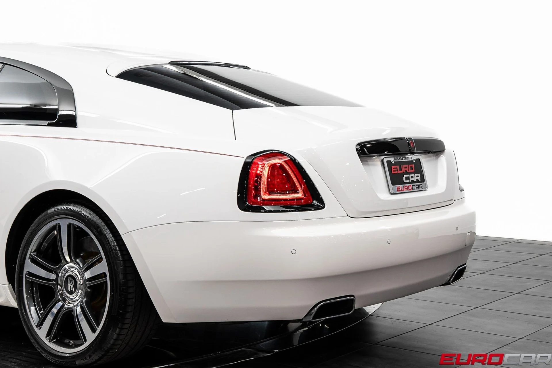 mph011_2398482140_image_12_35b235f736