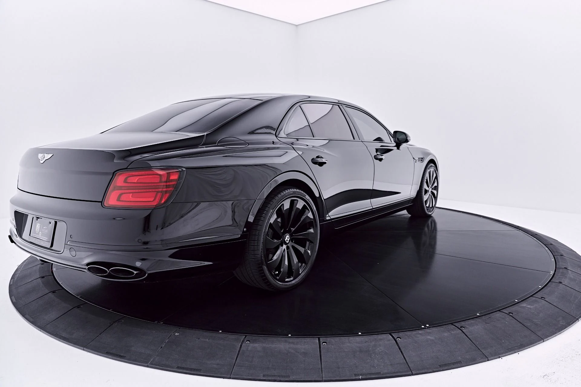 mph011_2407005902_Used_2023_Bentley_Flying_Spur_S_1784247232_a75b5310ca